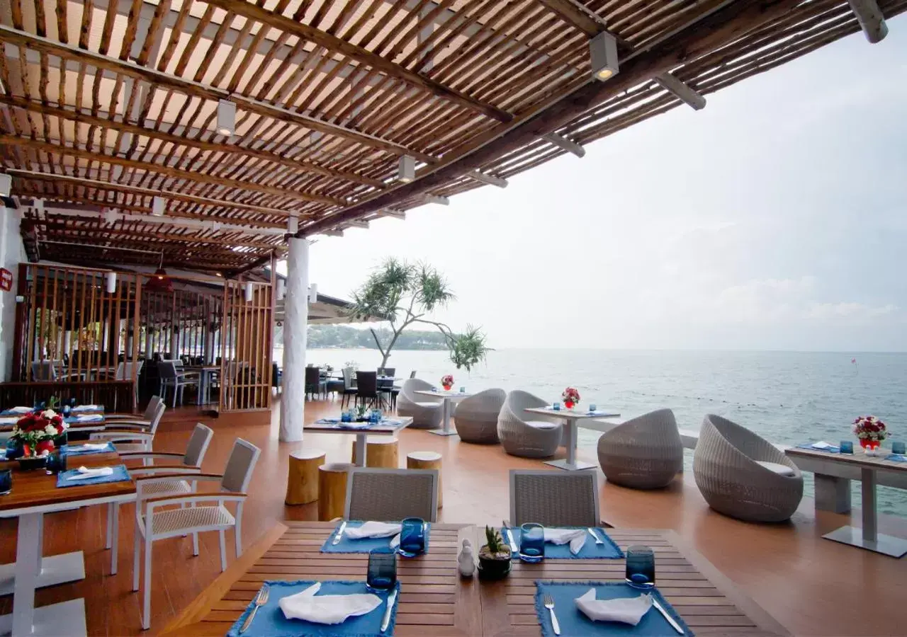 Restaurant/places to eat in Royal Cliff Beach Hotel Pattaya