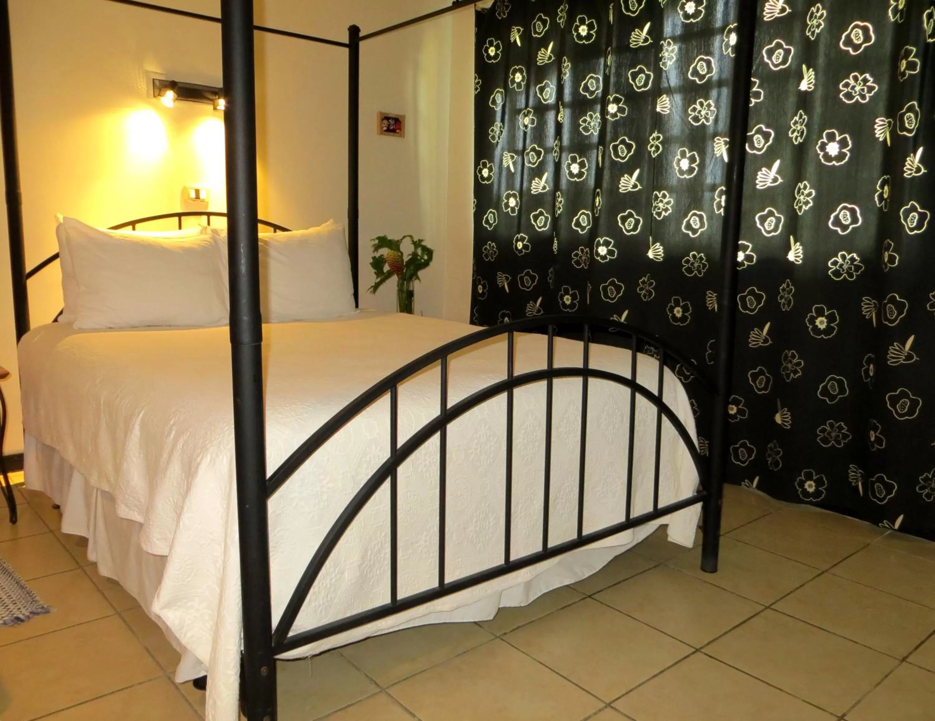 Bedroom, Bed in Pura Vida Hotel