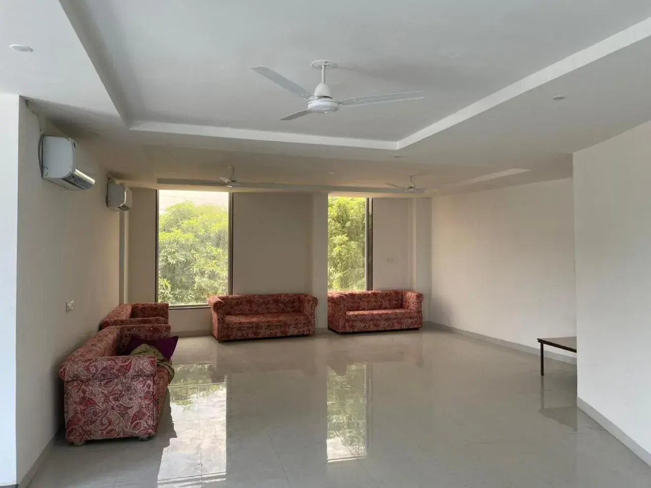 Seating Area in Shyama Hotel