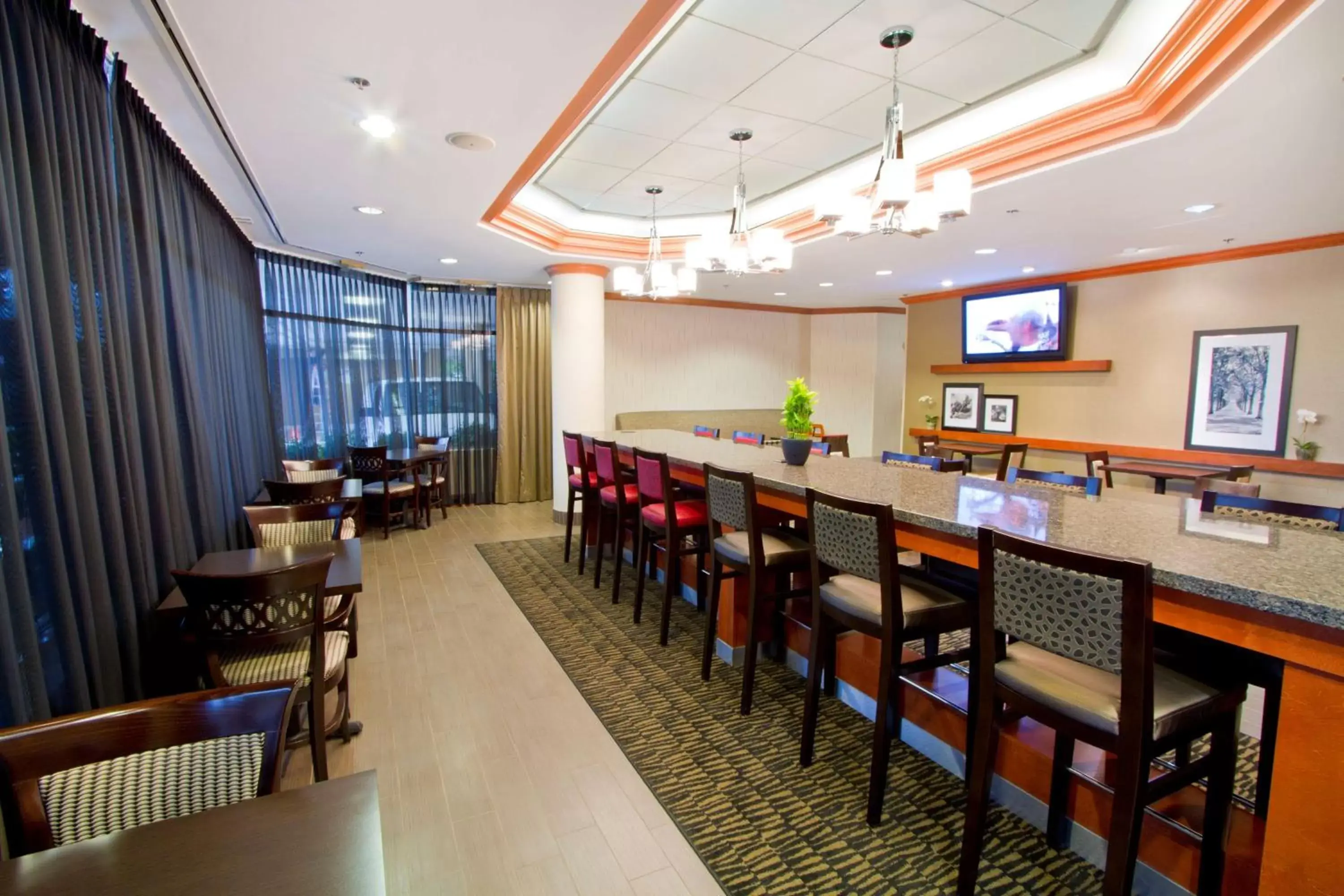 Lobby or reception, Restaurant/Places to Eat in Hampton Inn - Vancouver Airport/Richmond