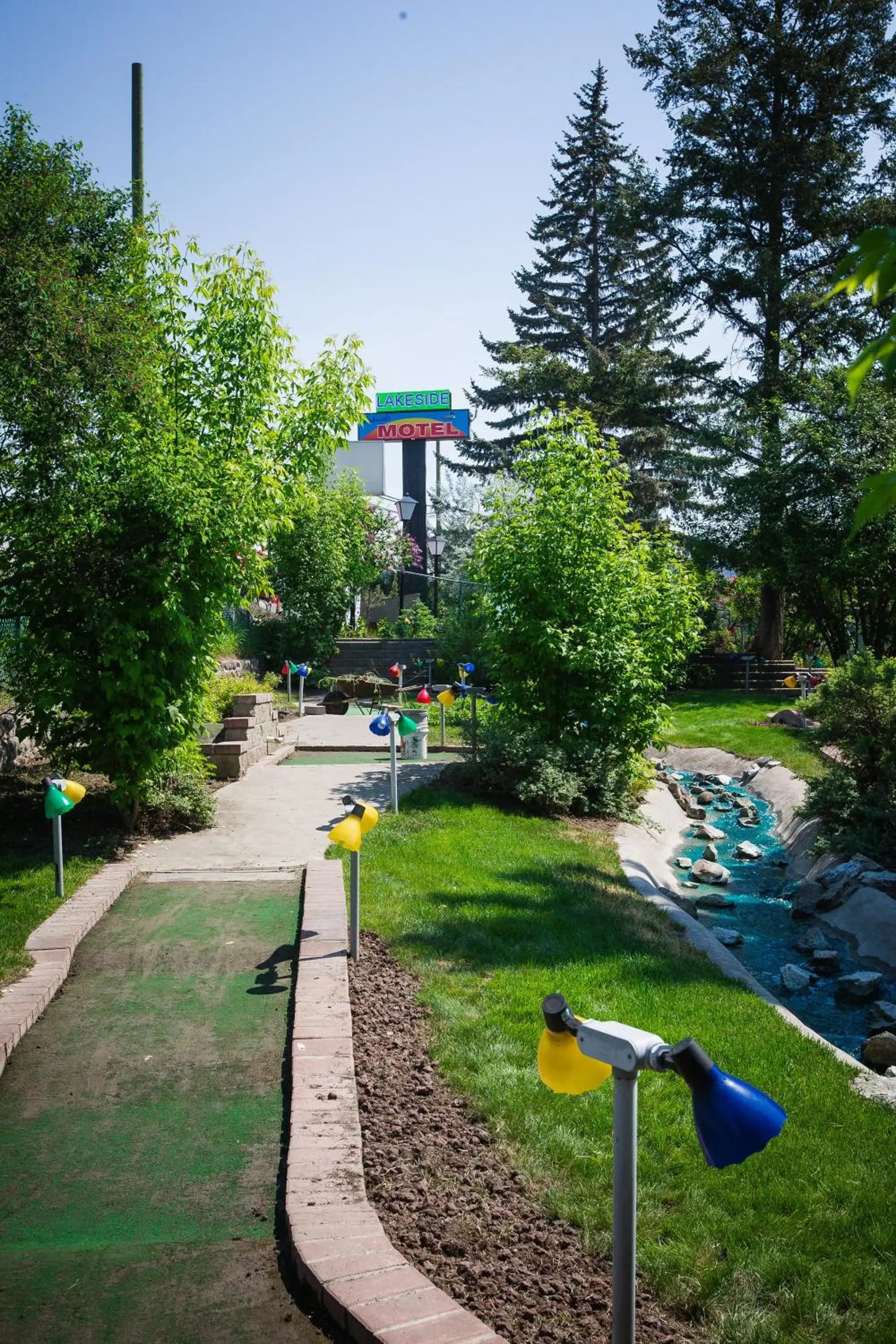 Minigolf, Garden in Lakeside Motel