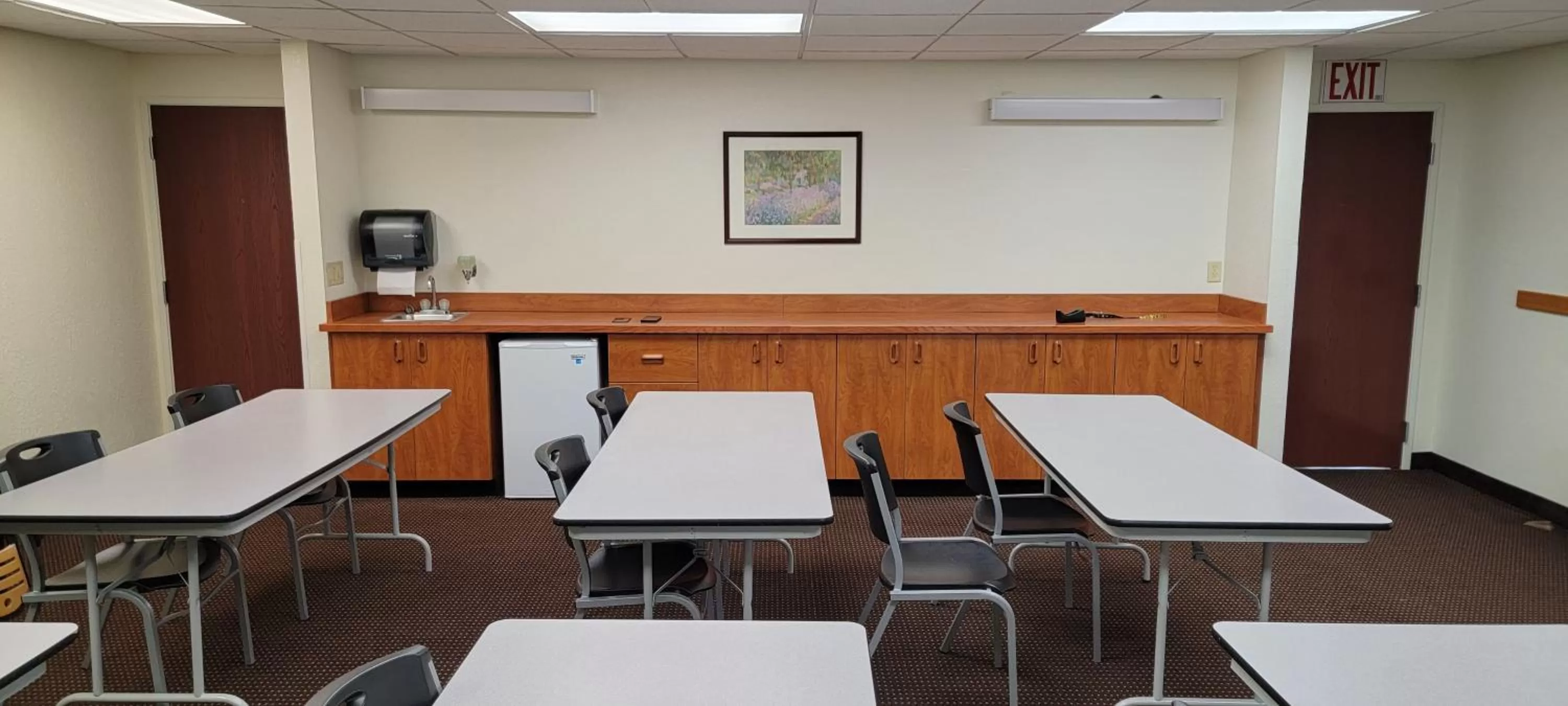 Business facilities in Microtel Inn & Suites by Wyndham Rice Lake