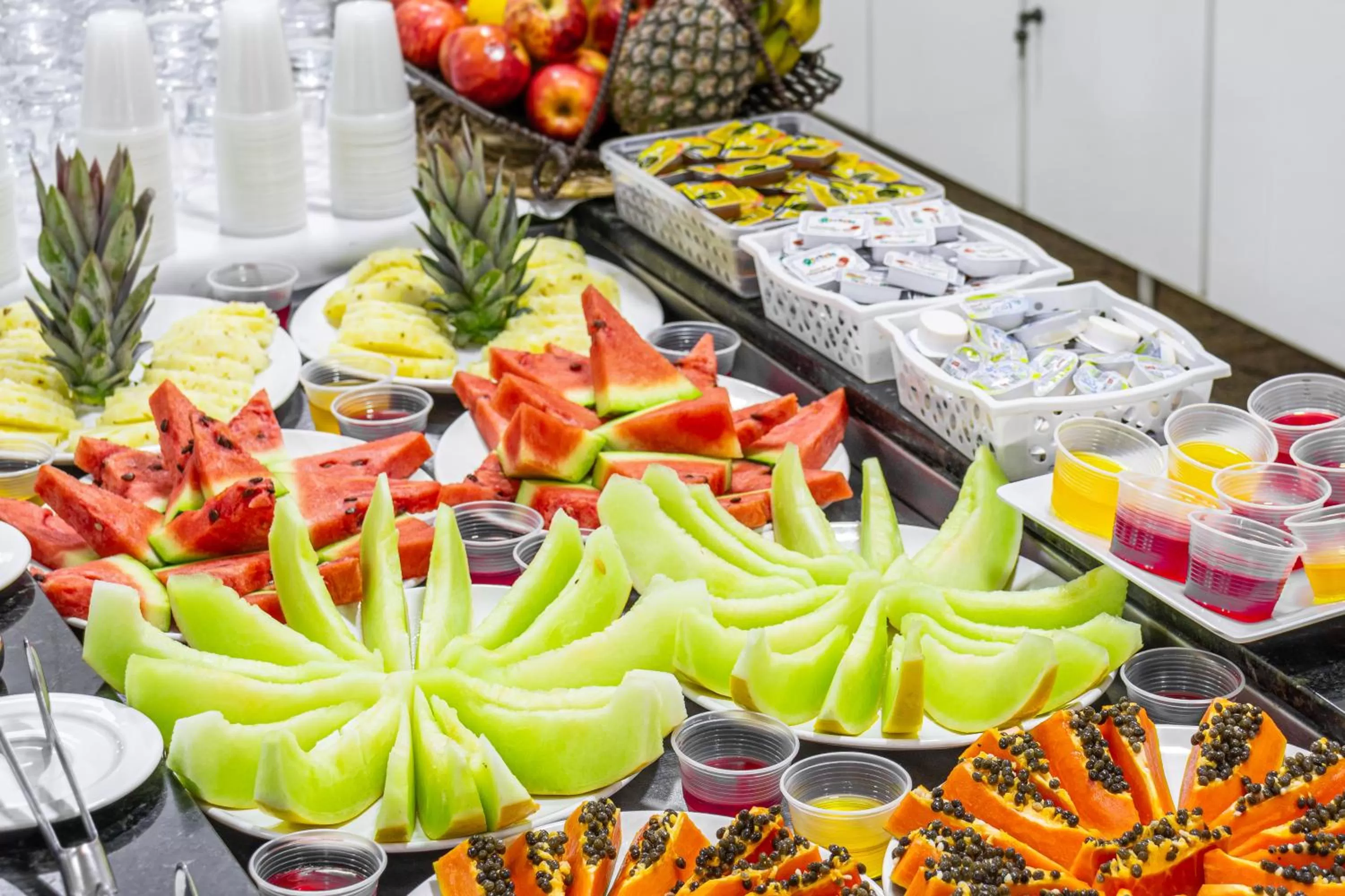 Buffet breakfast in Hotel Caminho do Rosário