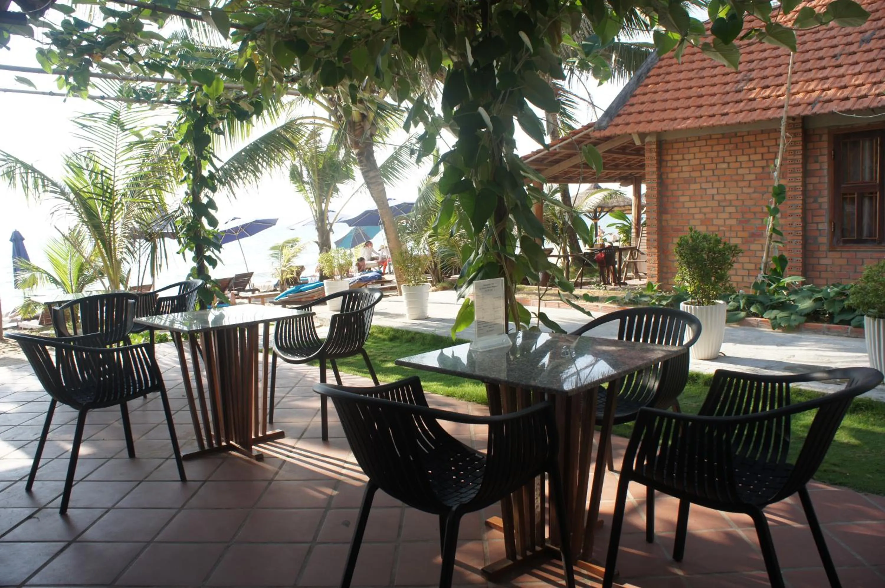 Restaurant/places to eat in Phu Quoc Kim - Bungalow On The Beach