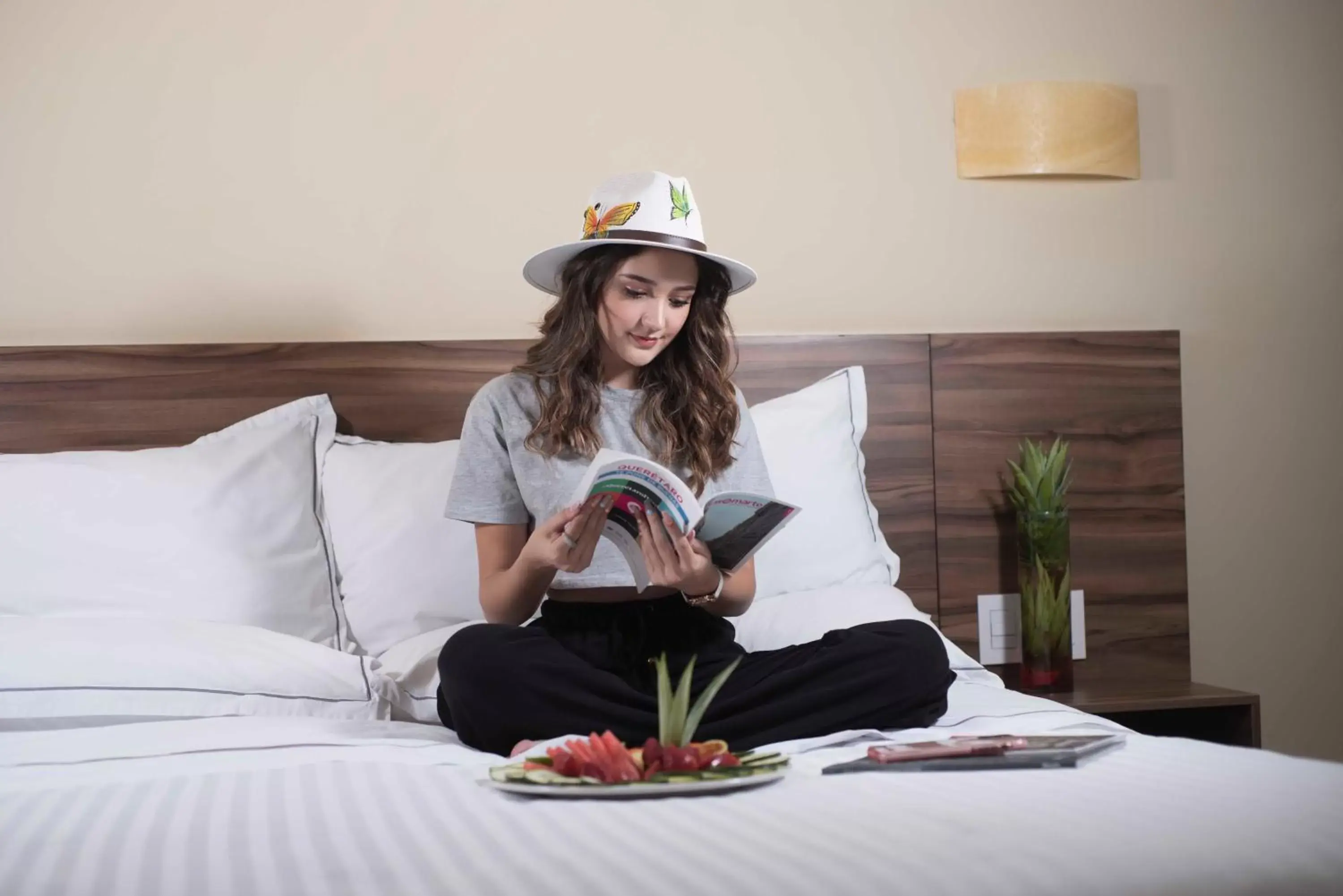 Bed in Crown Victoria Hotel Bed in Crown Victoria Hotel