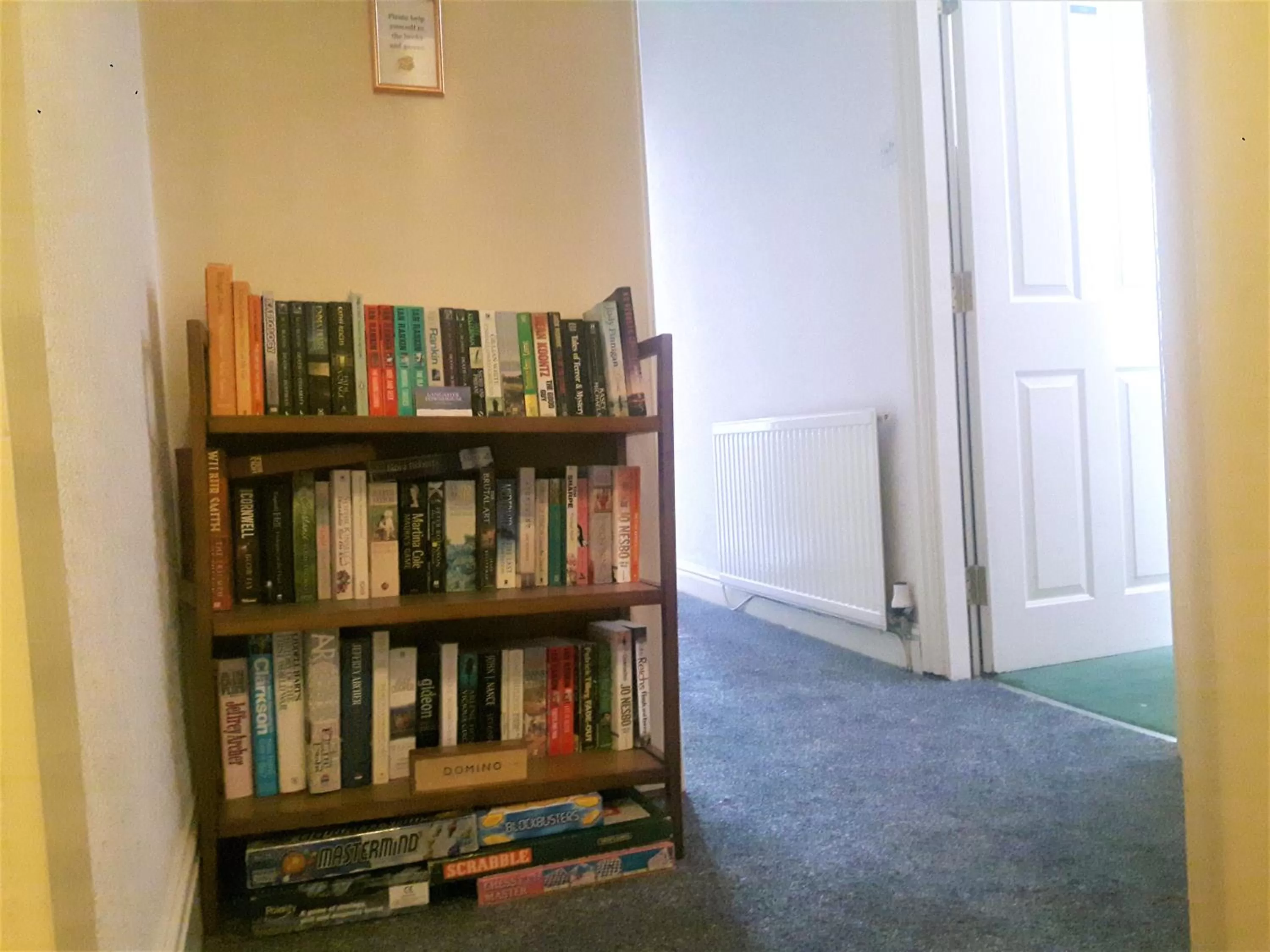 Entertainment, Library in Lancaster Townhouse