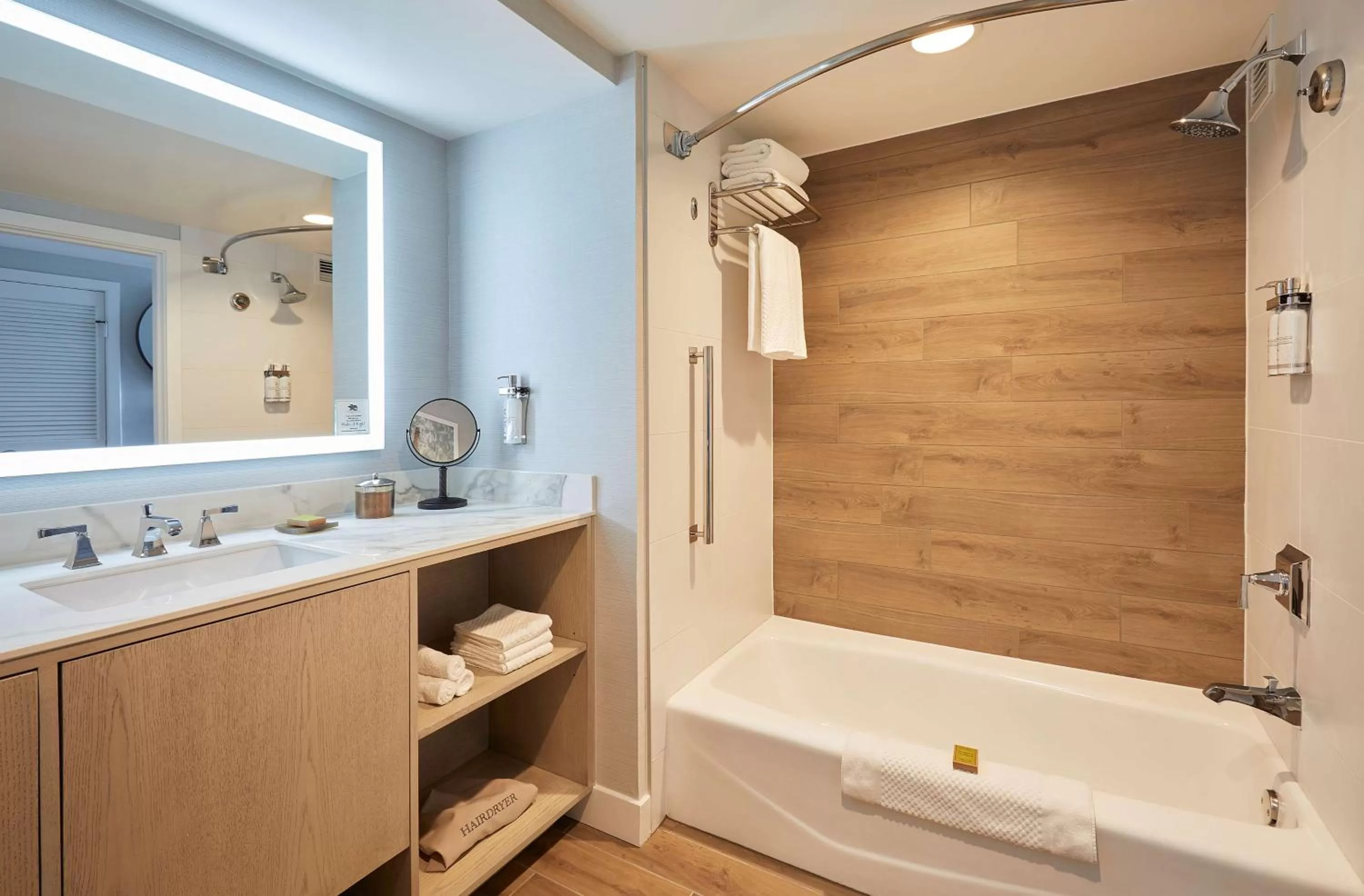 Bathroom in The Waterfront Beach Resort, A Hilton Hotel