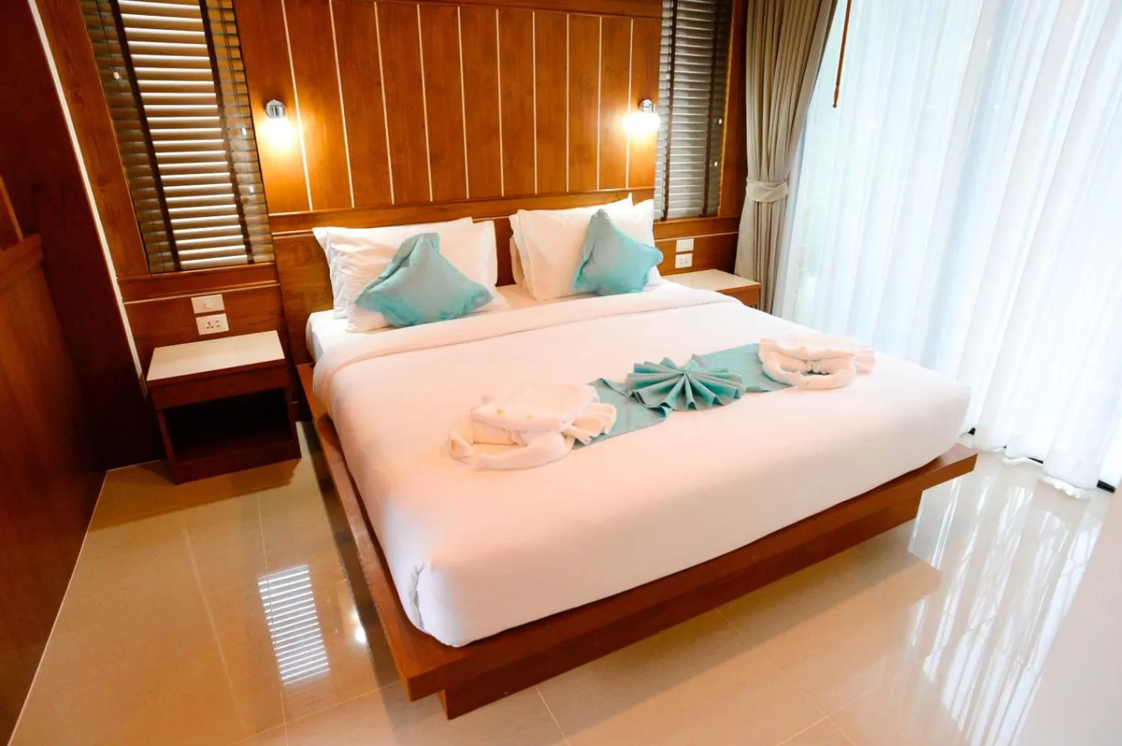 Bed in The Scene Cliff View Villas