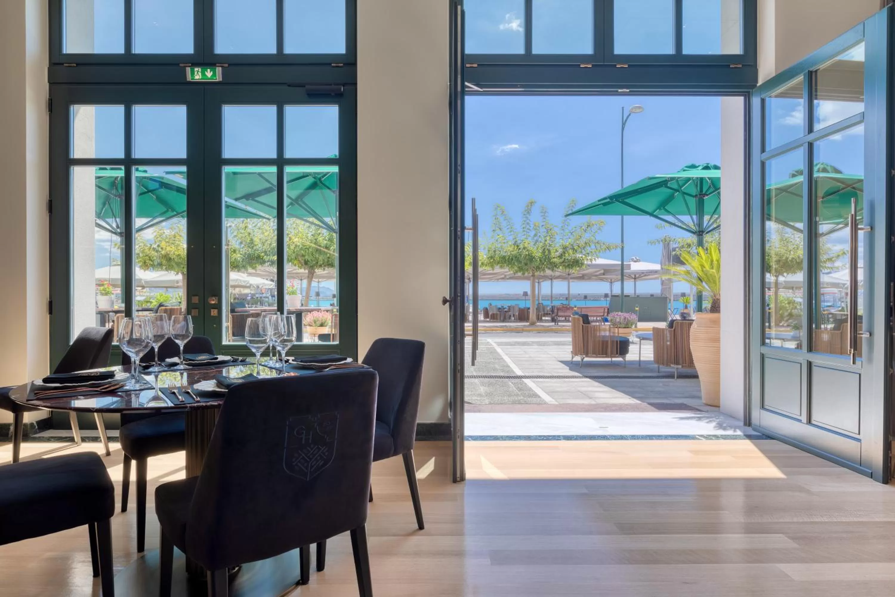 Restaurant/places to eat in Grand Hotel Kalamata