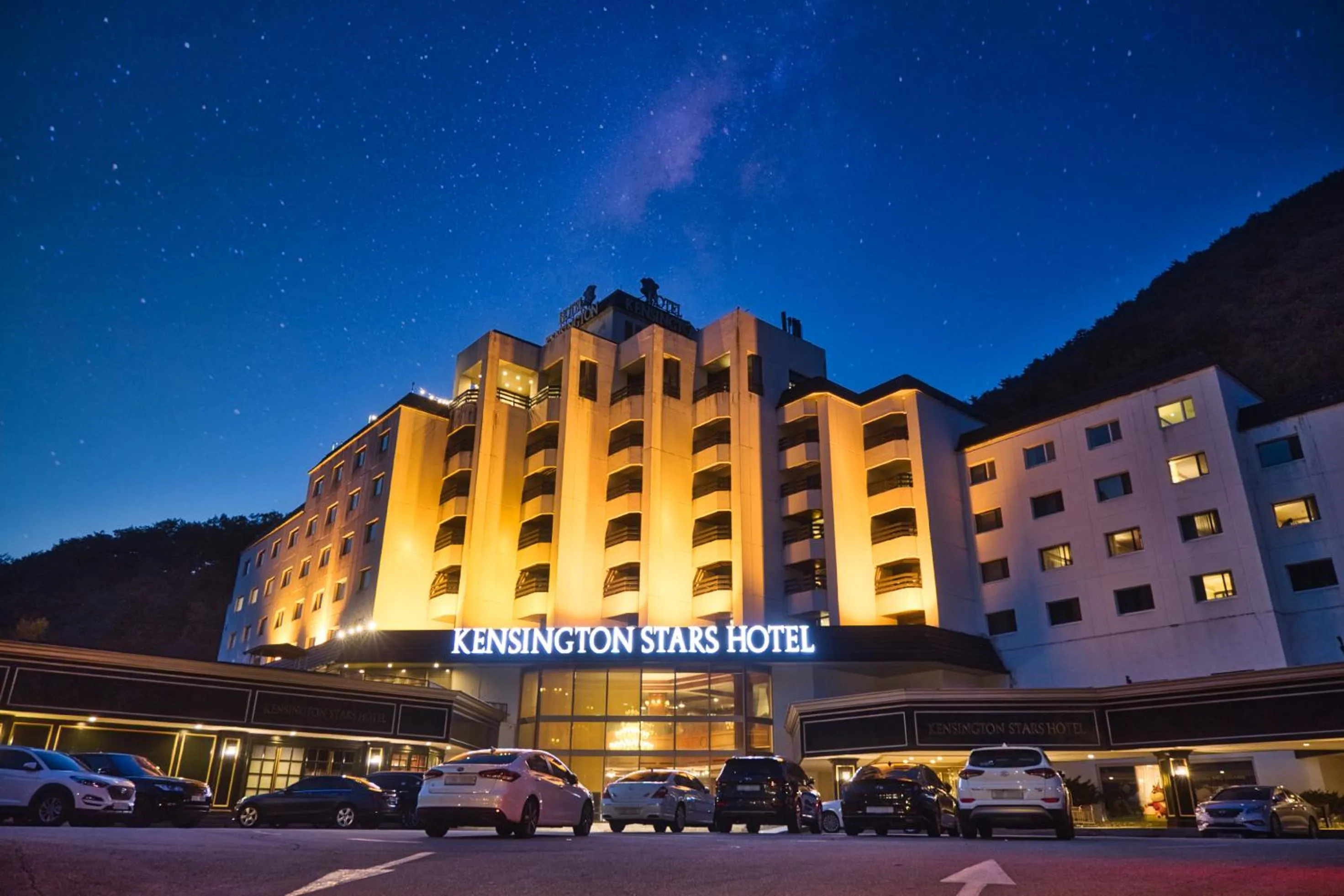 Property building in KensingtonHotel Seorak