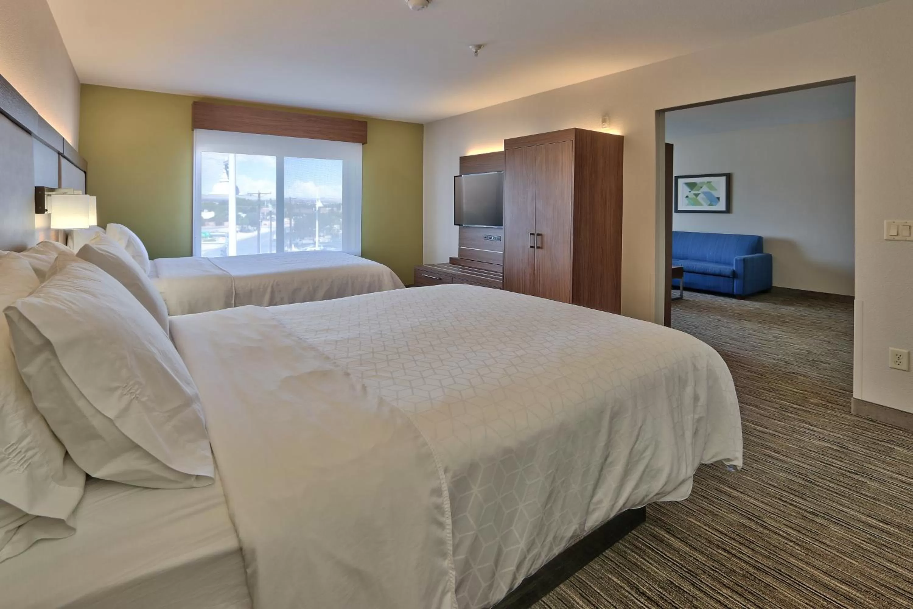 Bedroom, Bed in Holiday Inn Express & Suites Albuquerque Historic Old Town by IHG