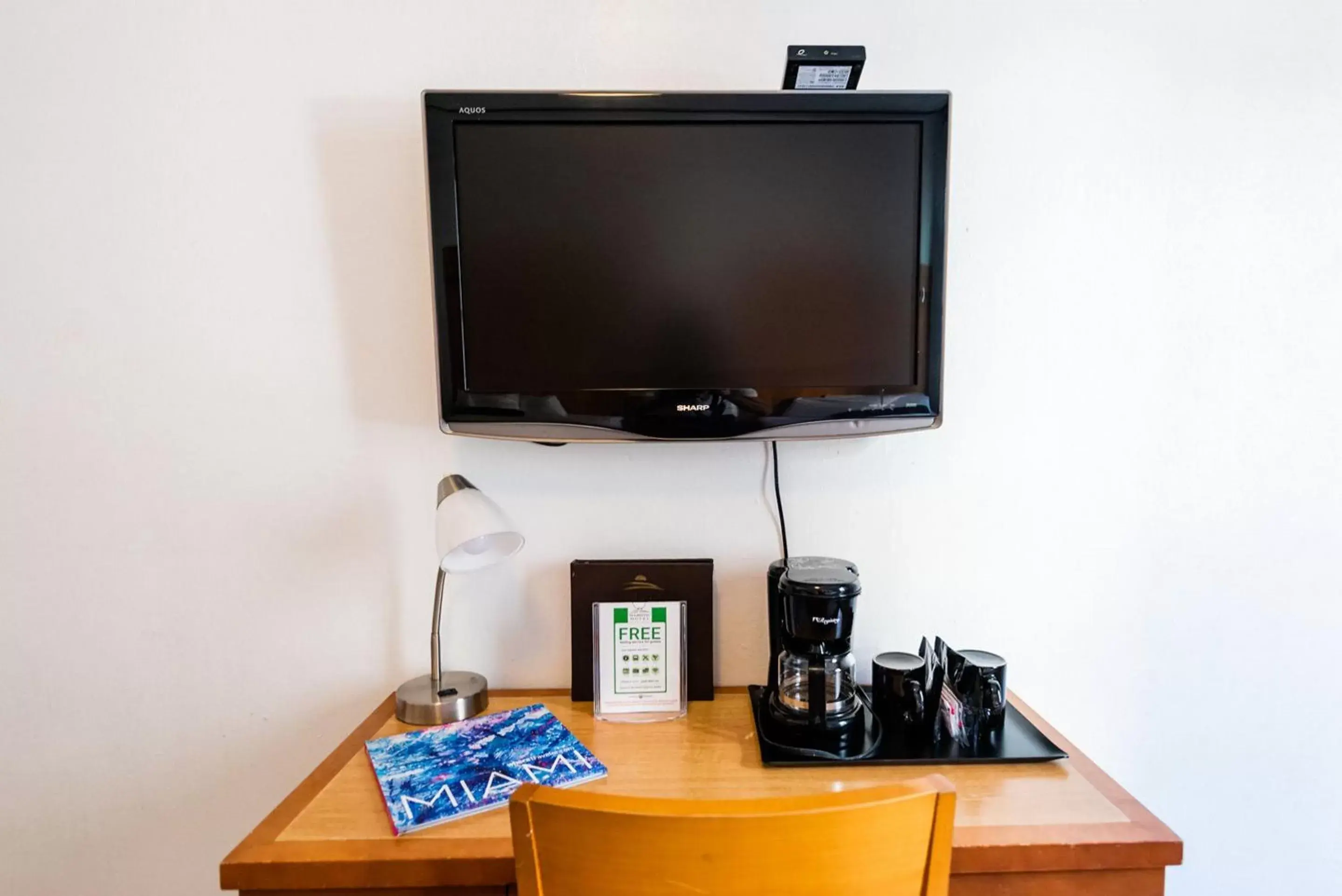 Bedroom in Majestic Hotel South Beach Bedroom in Majestic Hotel South Beach
