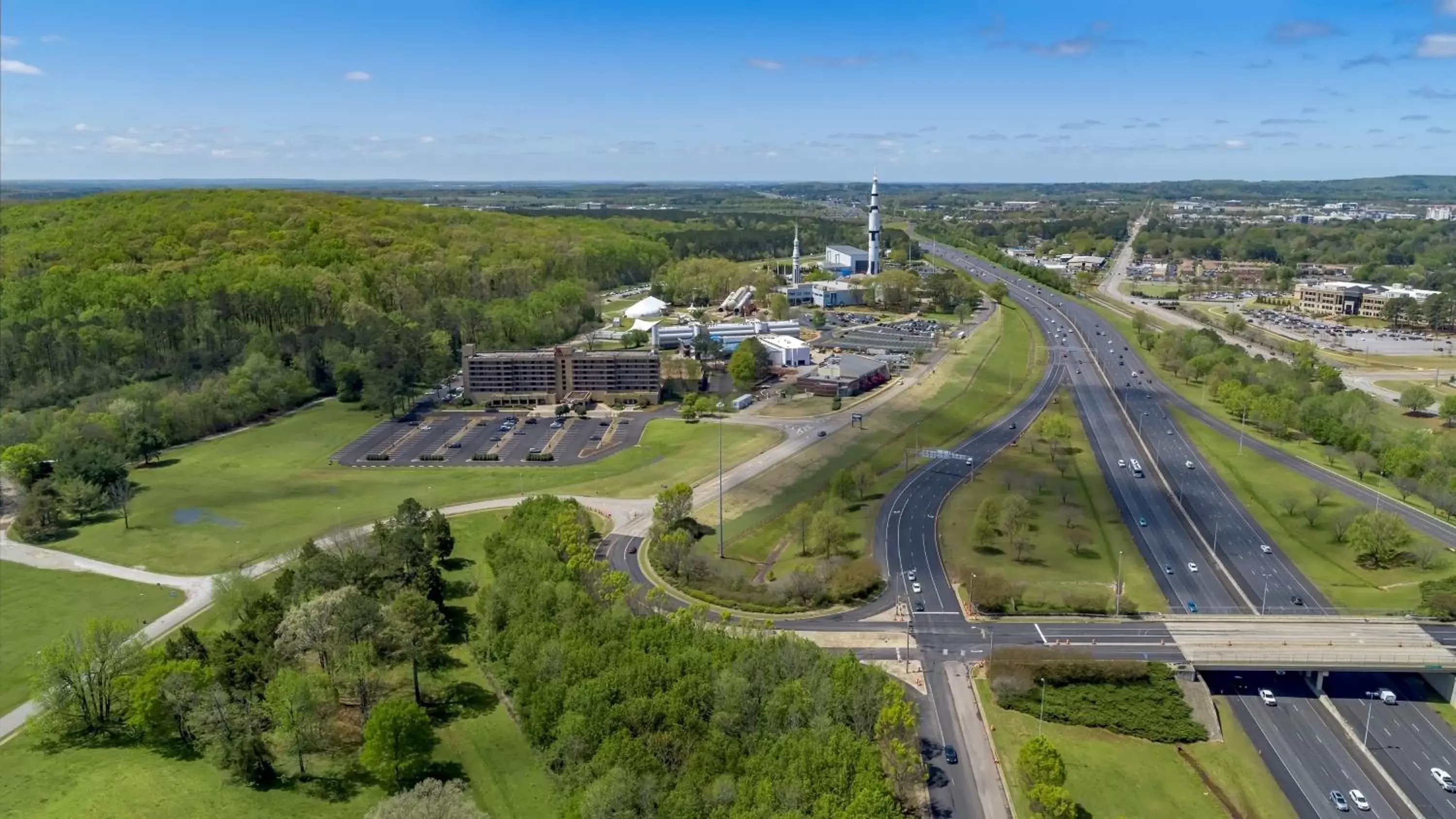 Area and facilities, Bird's-eye View in Holiday Inn Express - Huntsville Space Center, an IHG Hotel