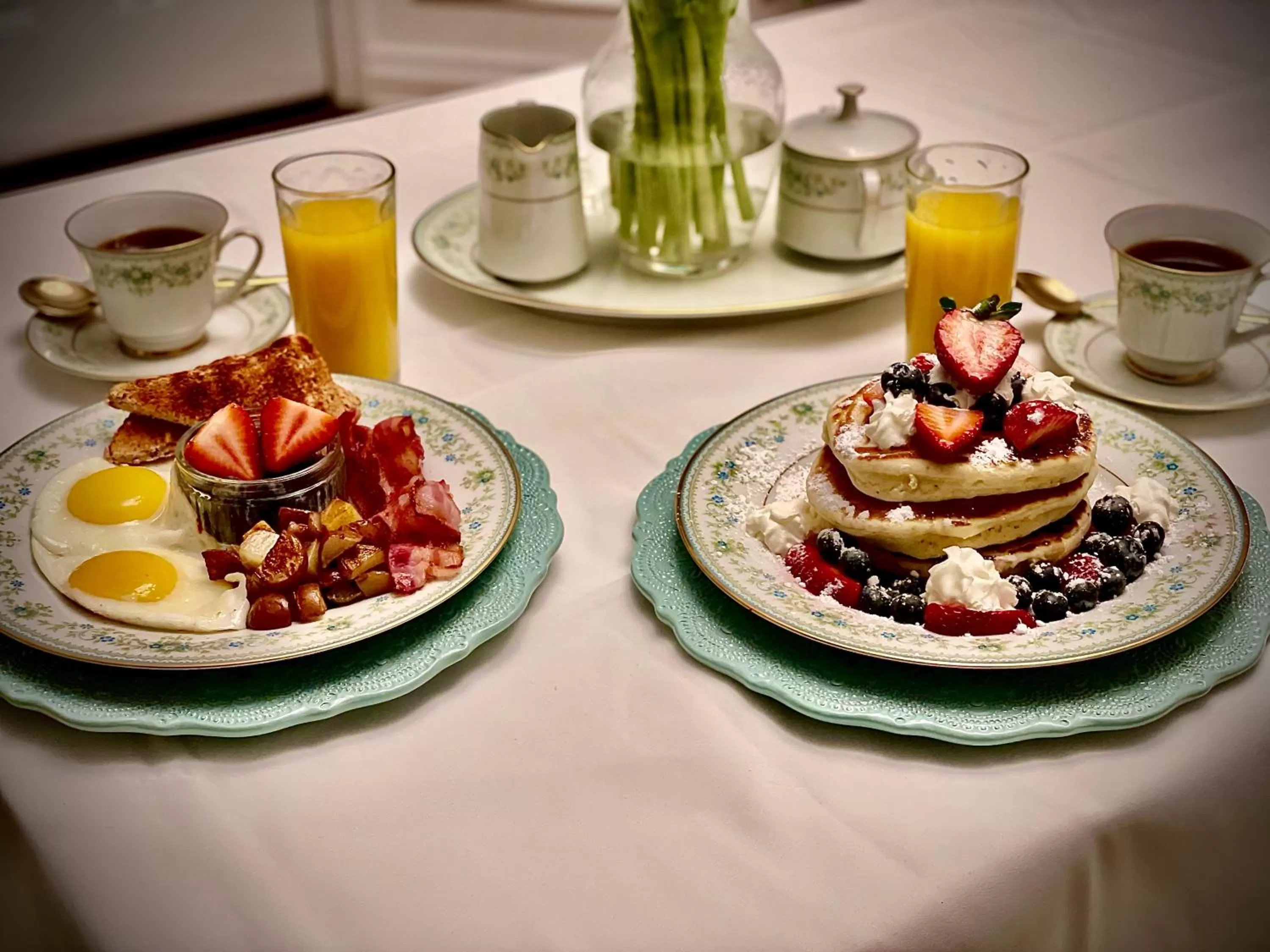 Breakfast in Settlers Suites