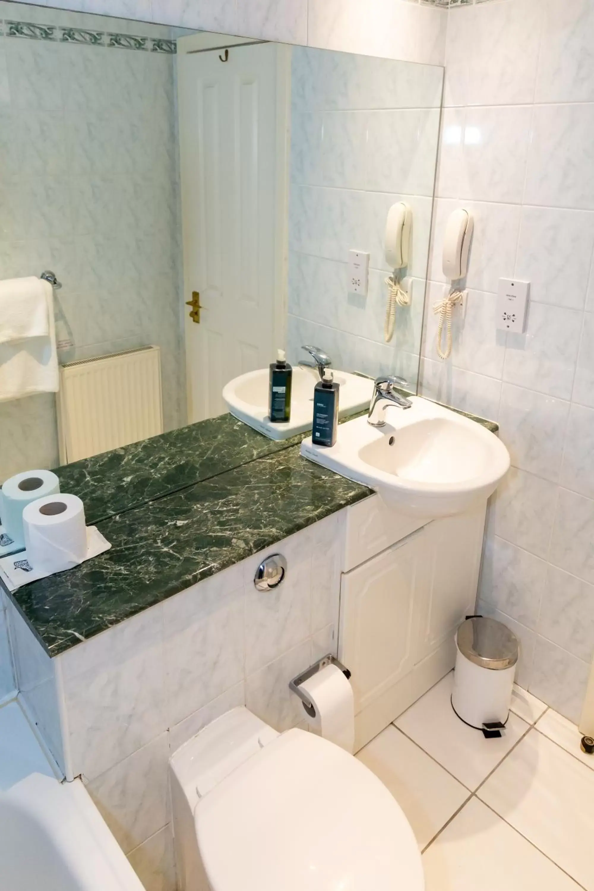 Bathroom in Alexandra Hotel