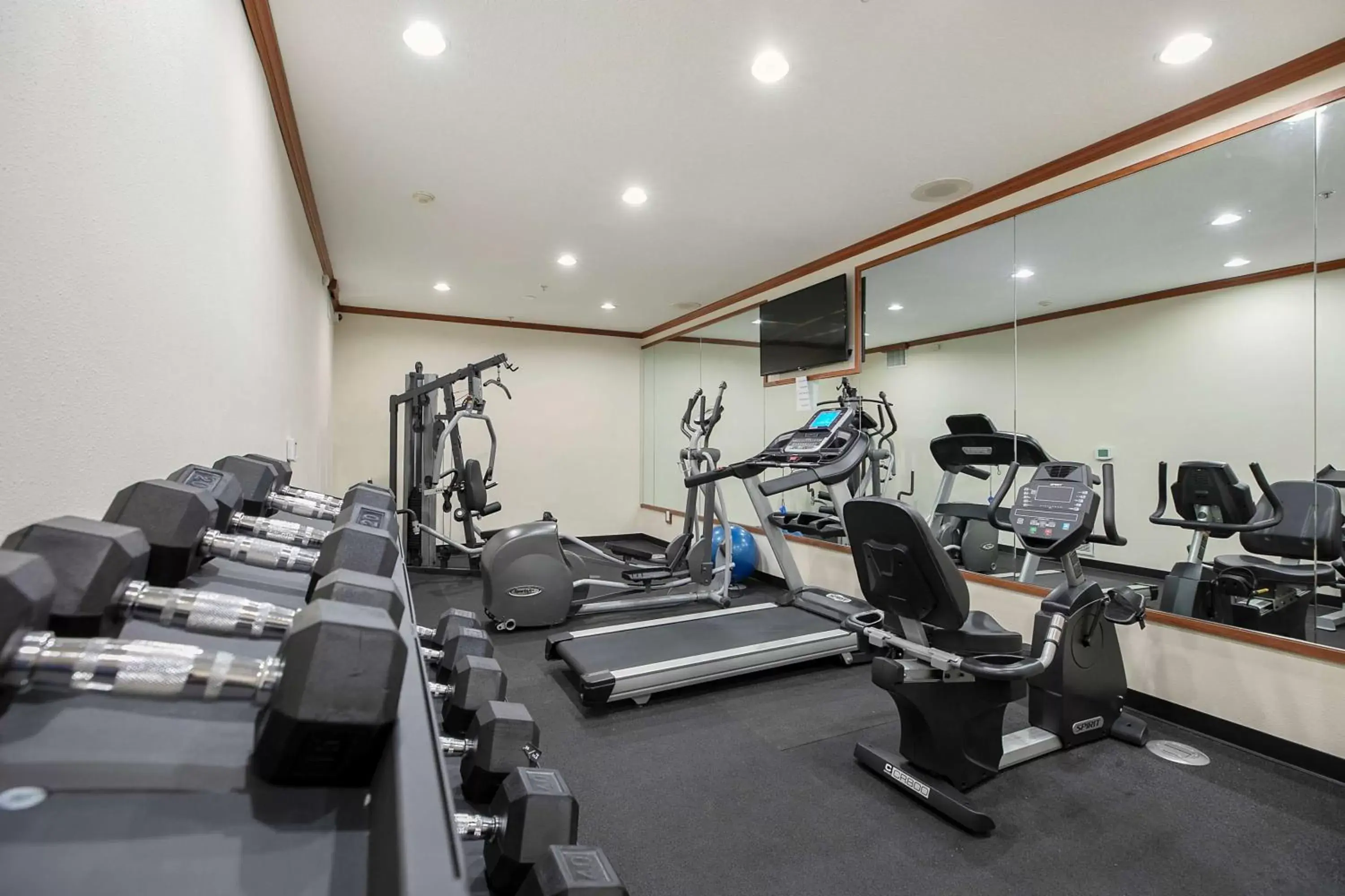 Fitness centre/facilities, Fitness Center/Facilities in Best Western Plus Northwind Inn & Suites