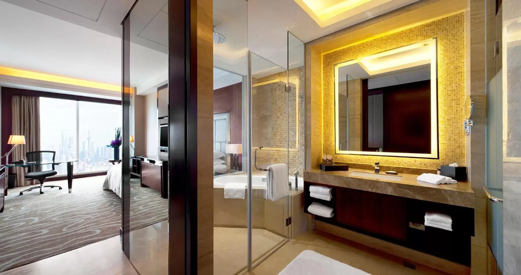 Bathroom in Sheraton Shanghai Hongkou Hotel