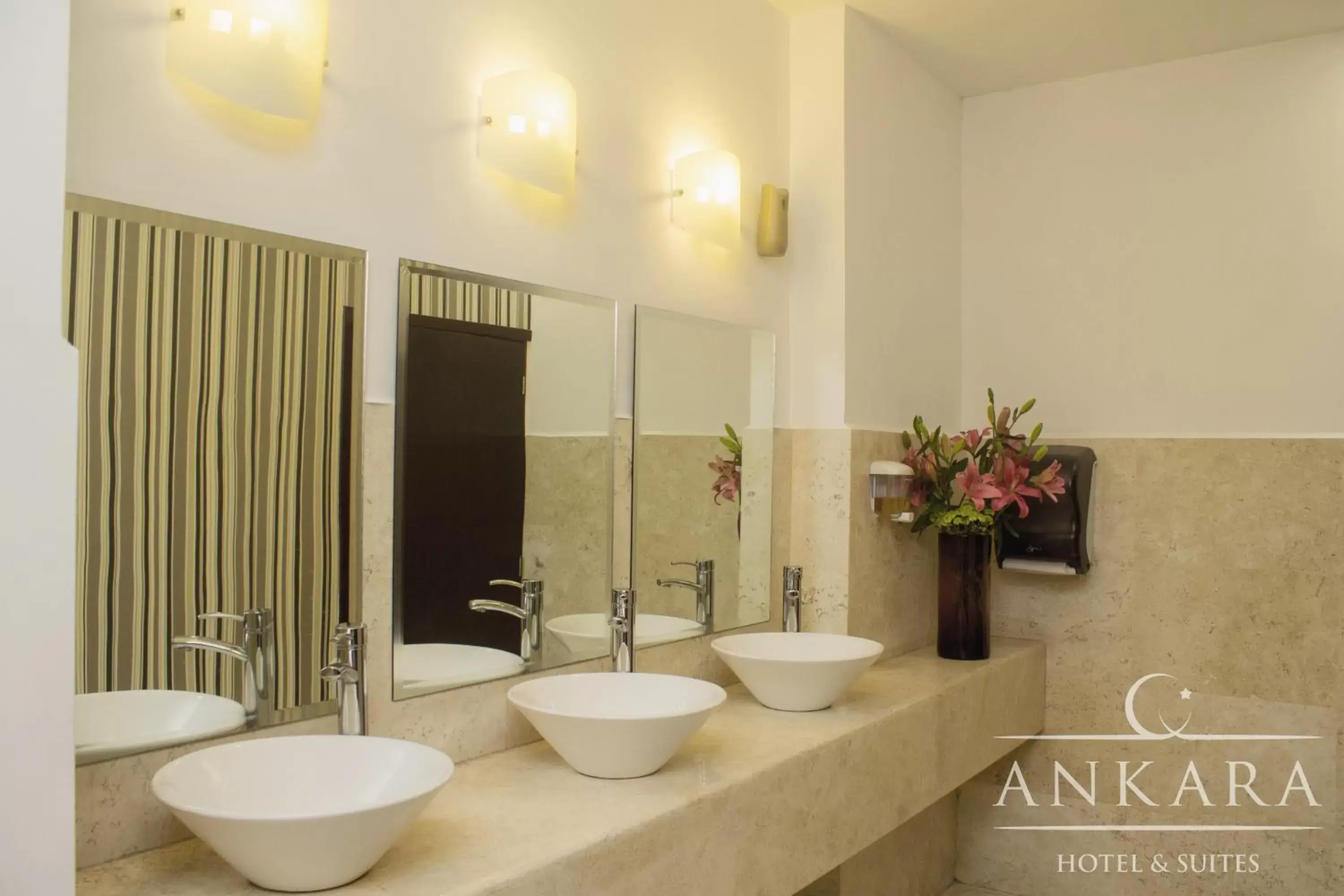 Spa and wellness centre/facilities, Bathroom in Hotel Ankara "Las Lomas"