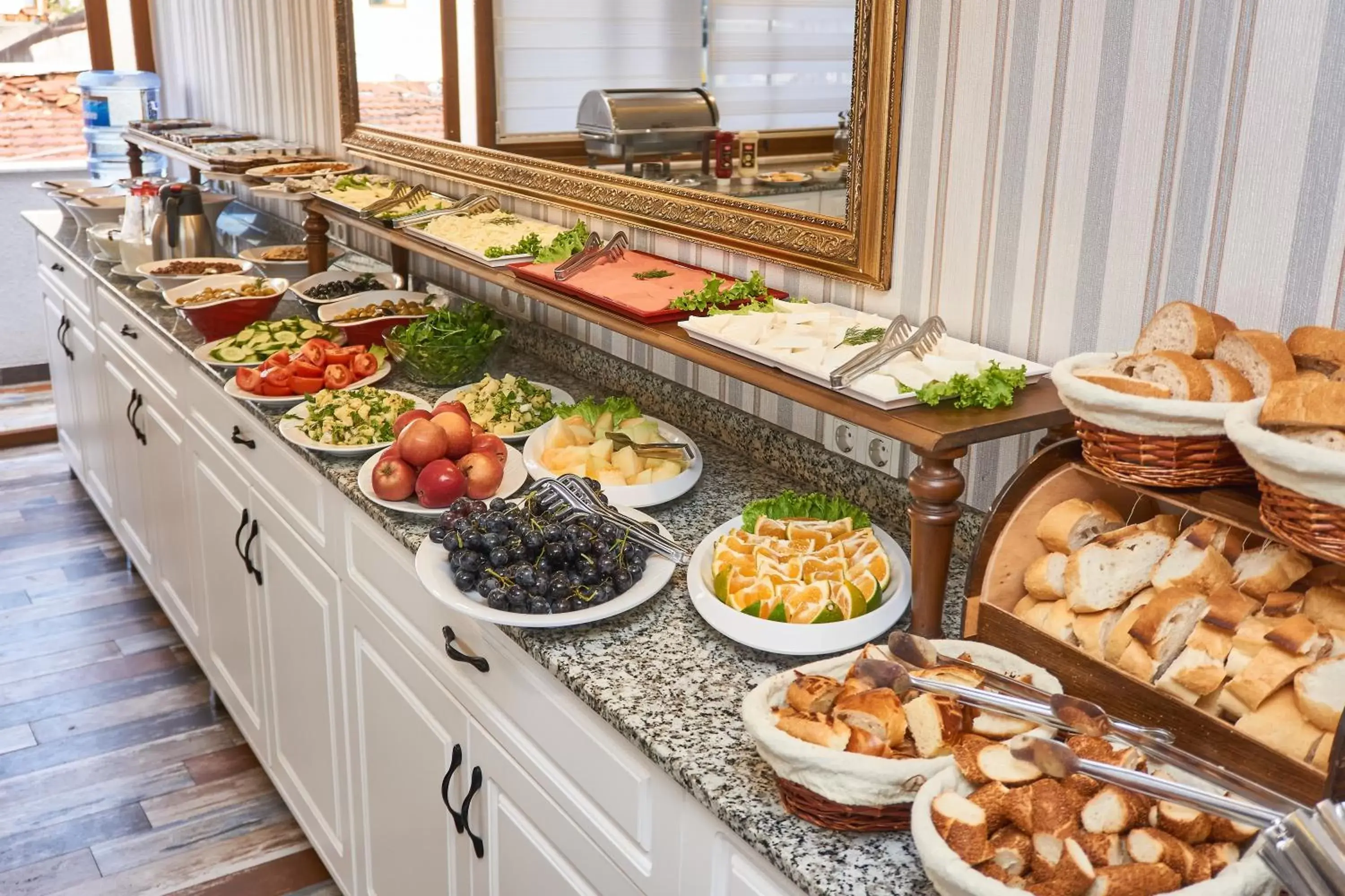 Buffet breakfast in Beyazit Palace Hotel & Cafe Restaurant