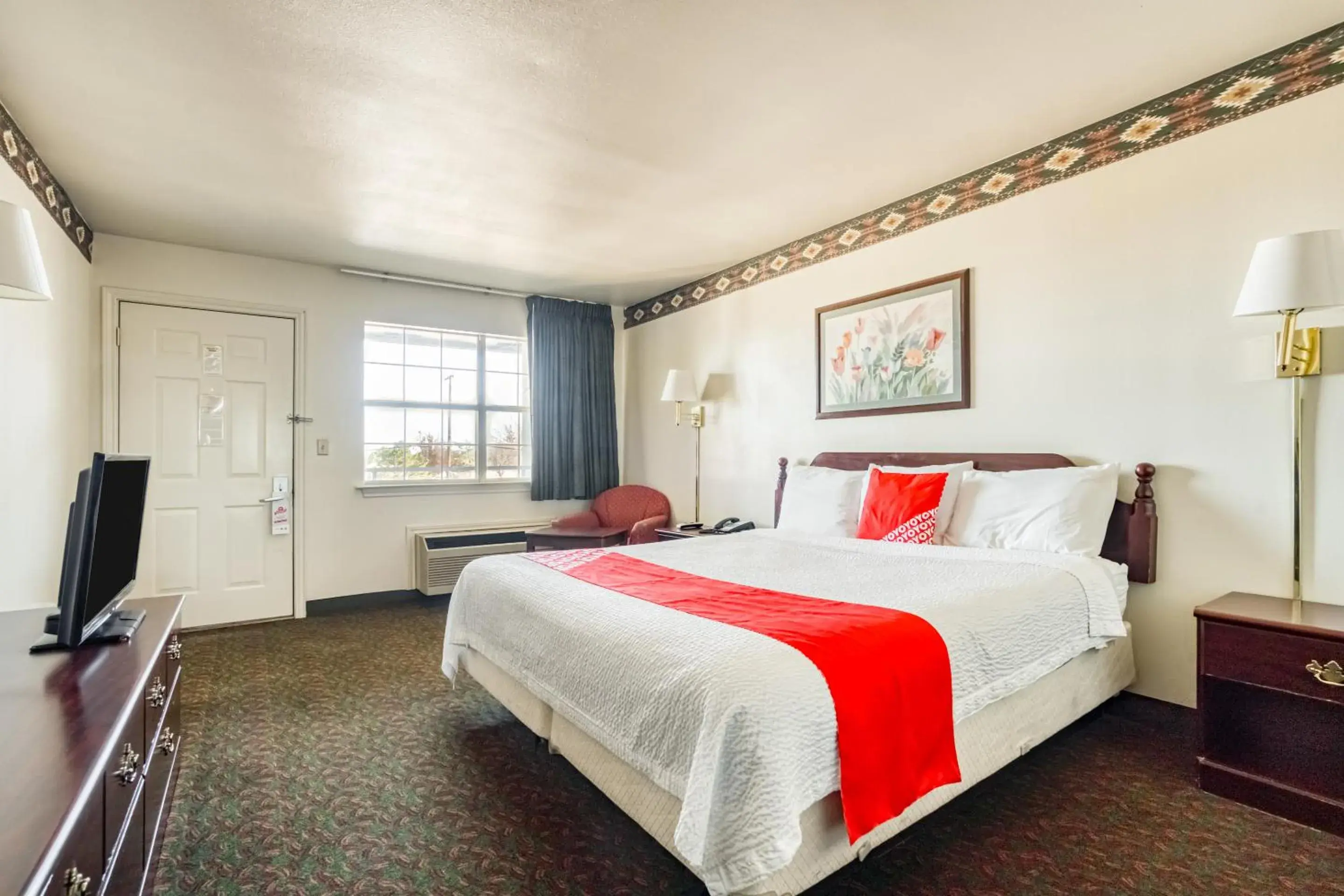 Bedroom, Bed in OYO Hotel Wichita Falls I-44 Sheppard Airforce