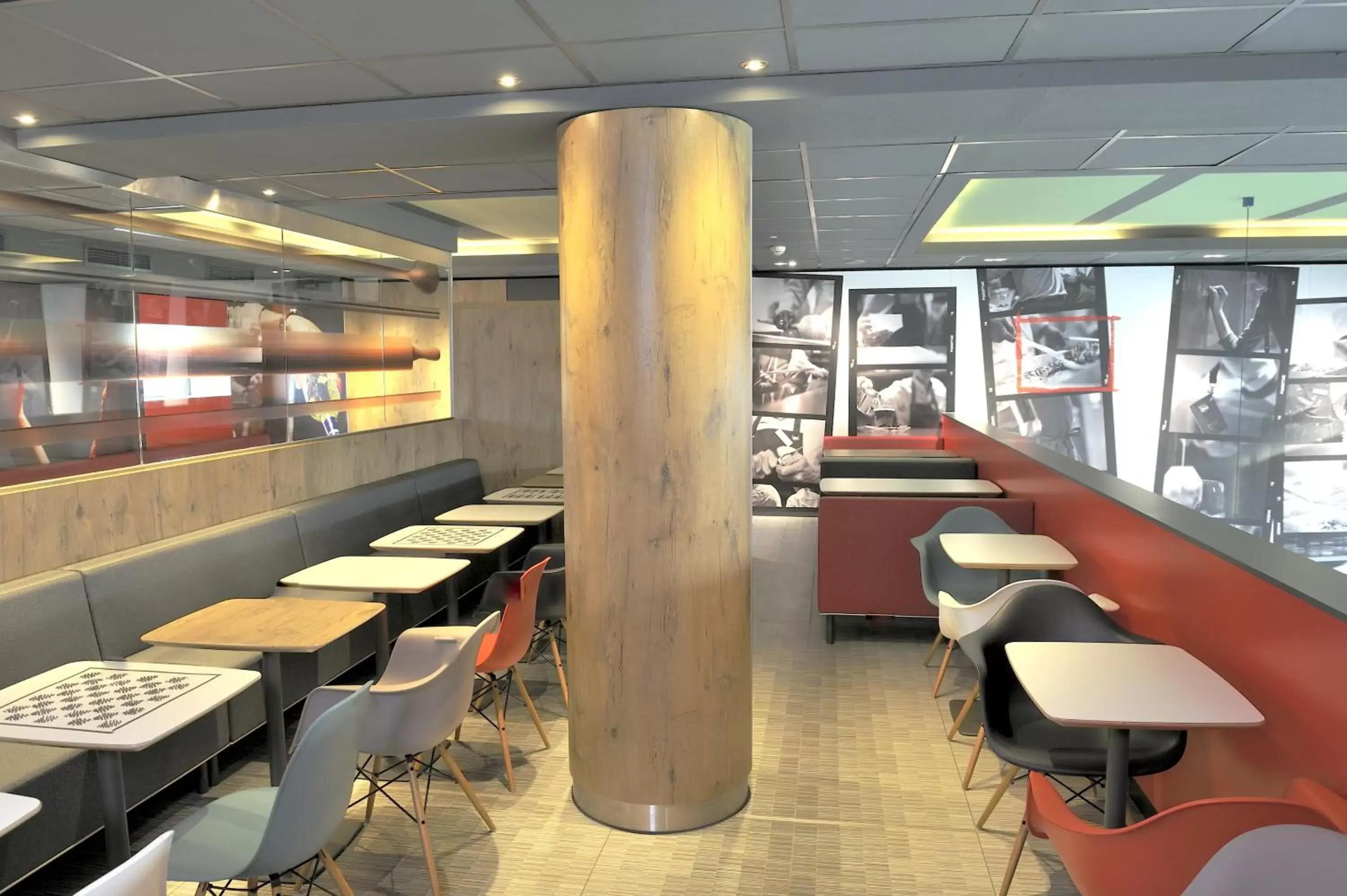 Lounge or bar, Restaurant/Places to Eat in ibis Amsterdam City West