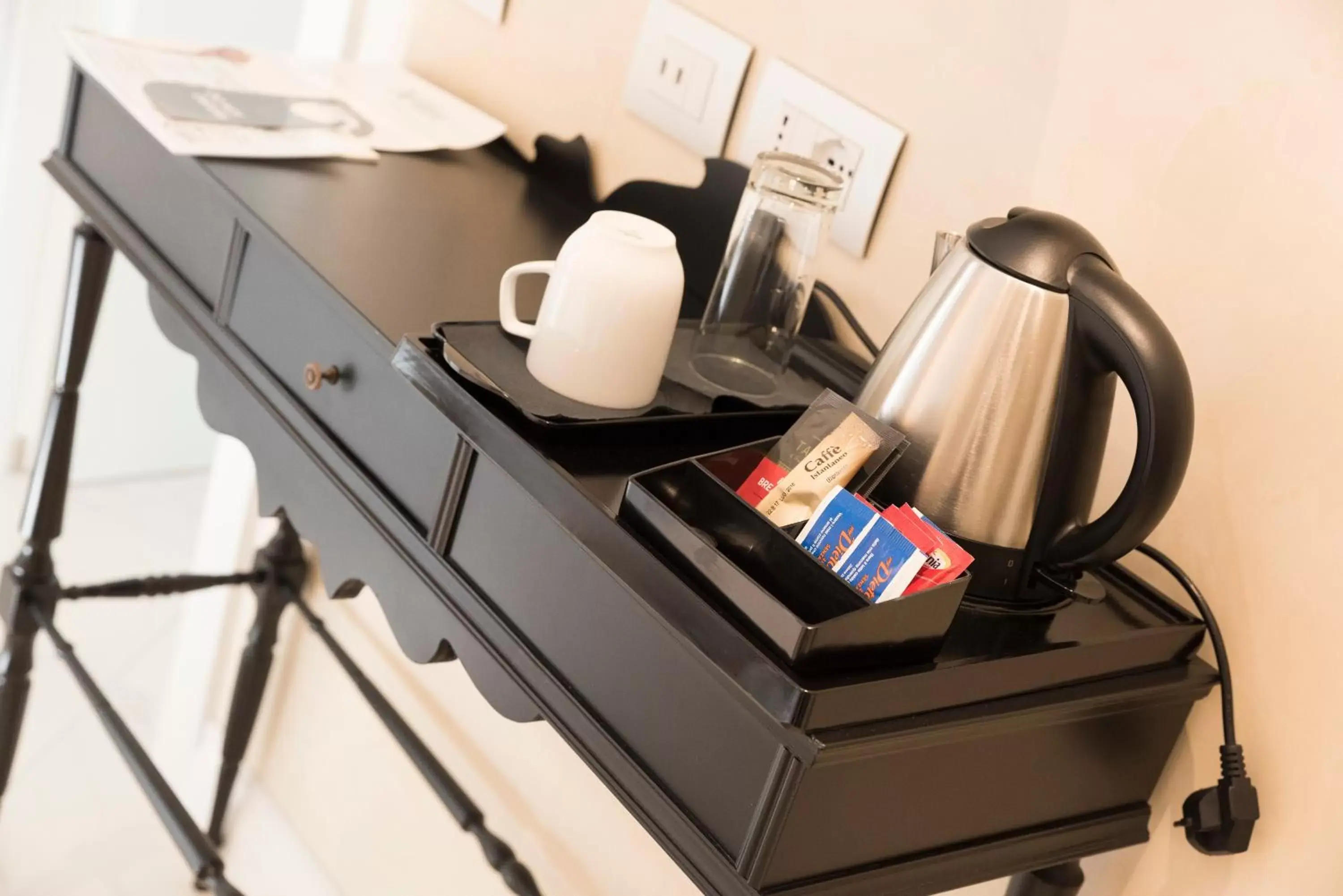 Coffee/tea facilities in Hotel Altavilla Catanzaro