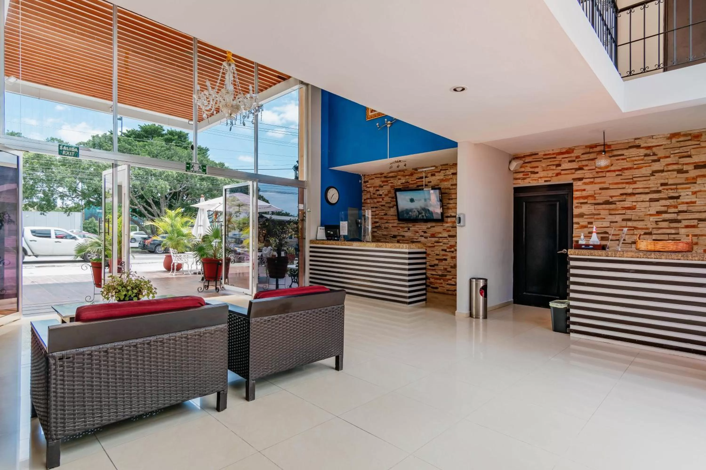 Lobby or reception in Hotel Siglo 21 Merida