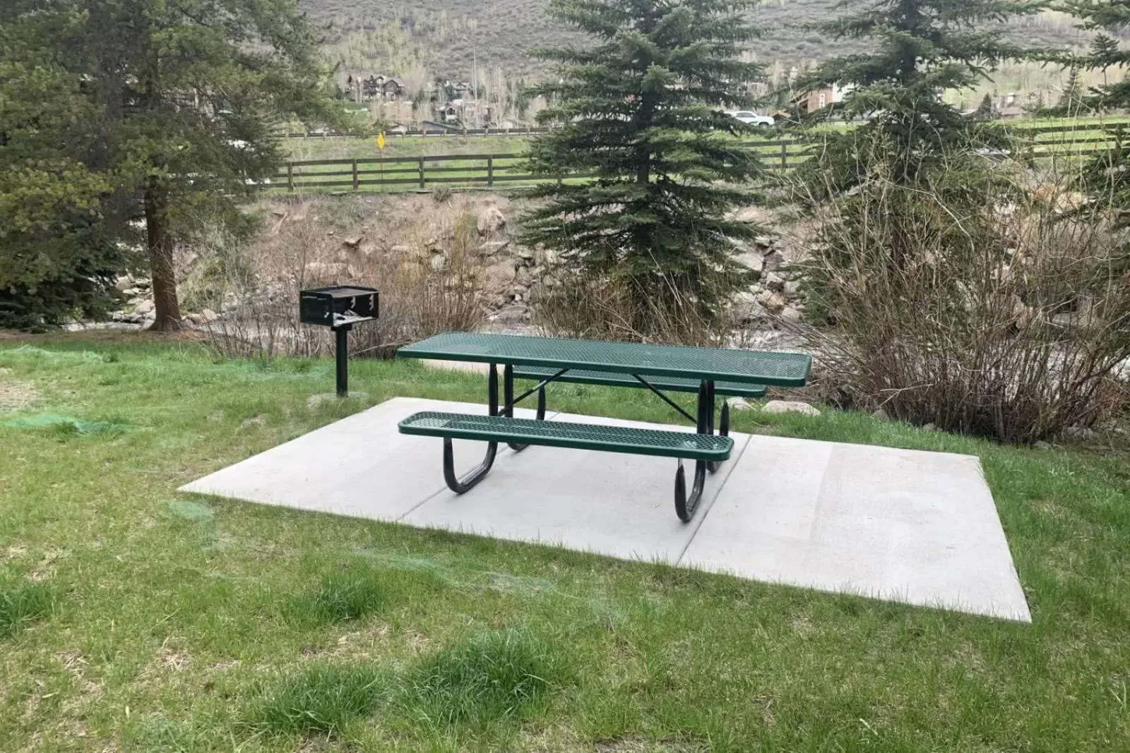 BBQ facilities, Table Tennis in Bluegreen's StreamSide at Vail