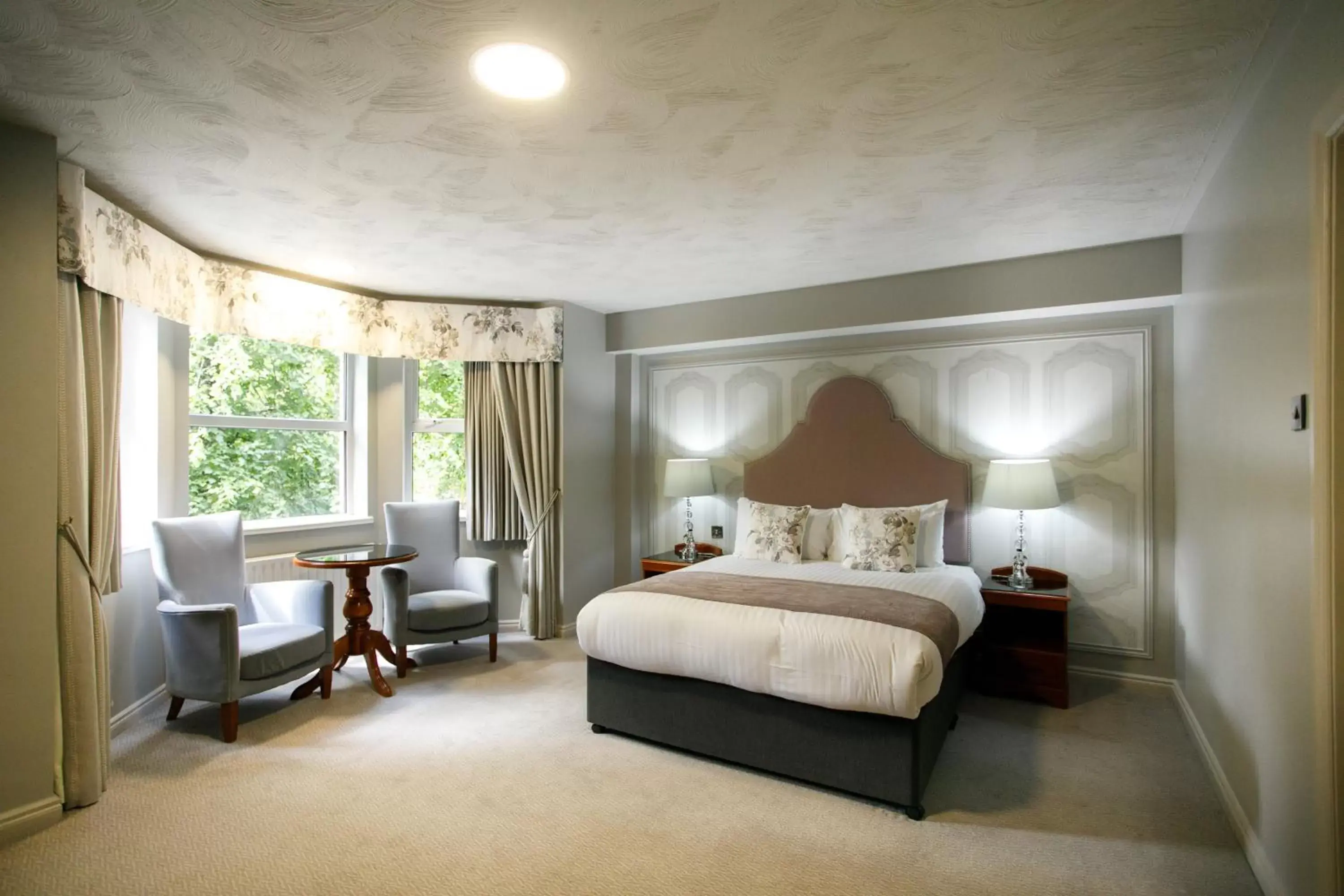 Bedroom, Bed in The Malone Hotel Bedroom, Bed in The Malone Hotel