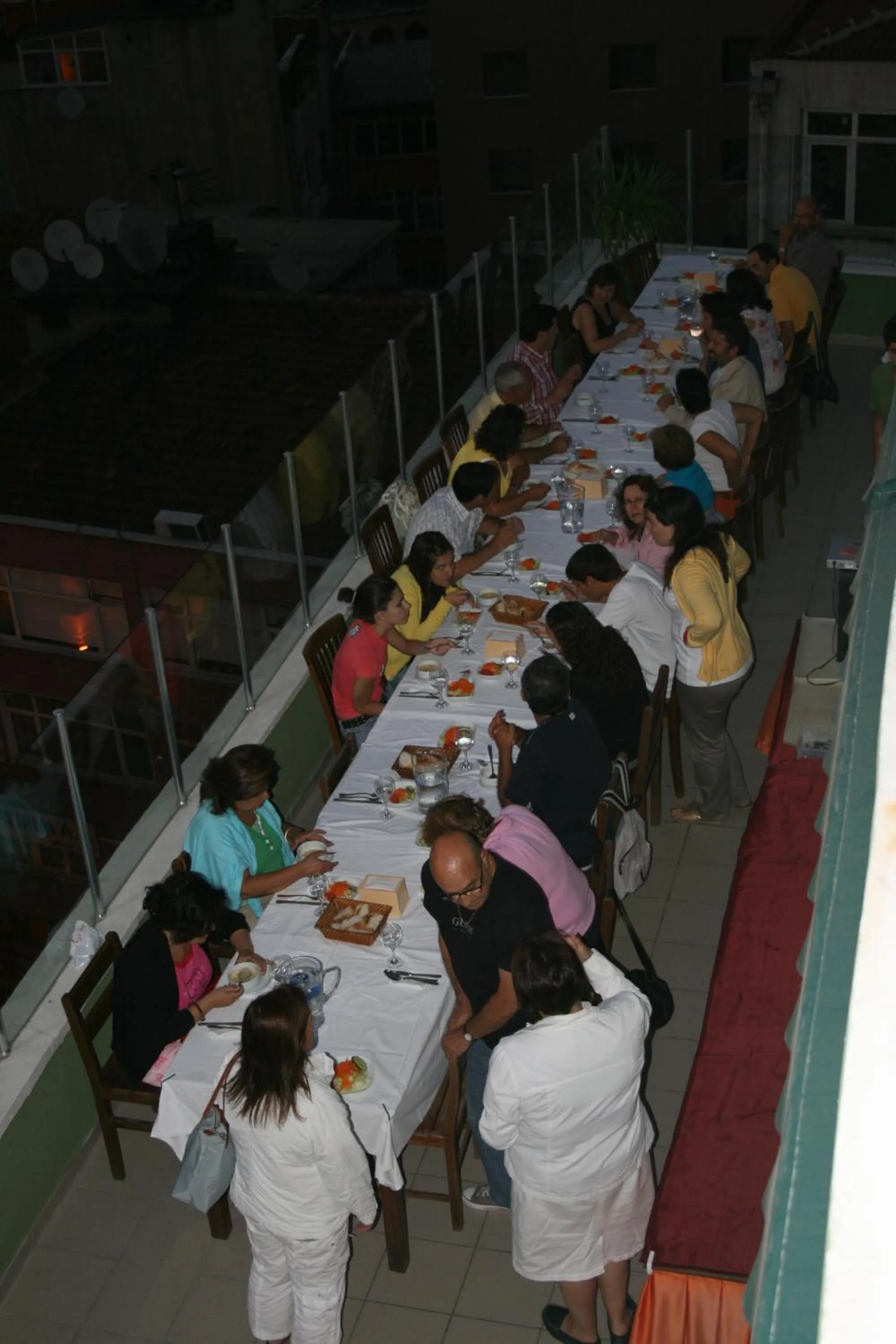 Restaurant/places to eat in Kafkas Hotel Istanbul