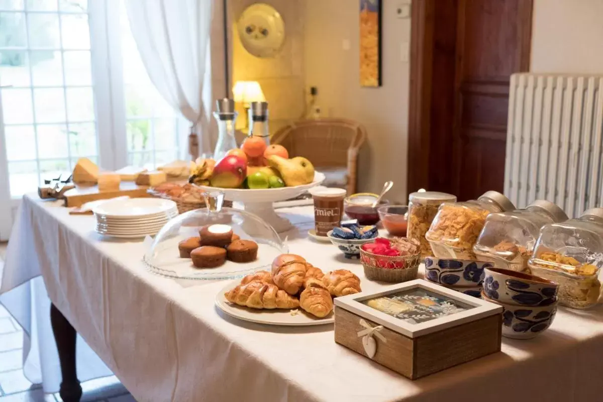 Italian breakfast, Breakfast in La Bribaudonnière