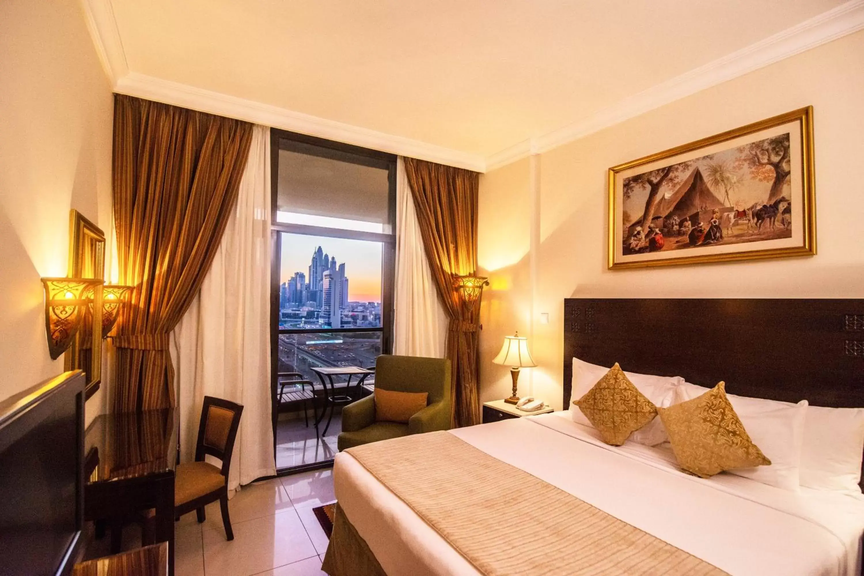 Bedroom, Bed in Mercure Dubai Barsha Heights Hotel Suites