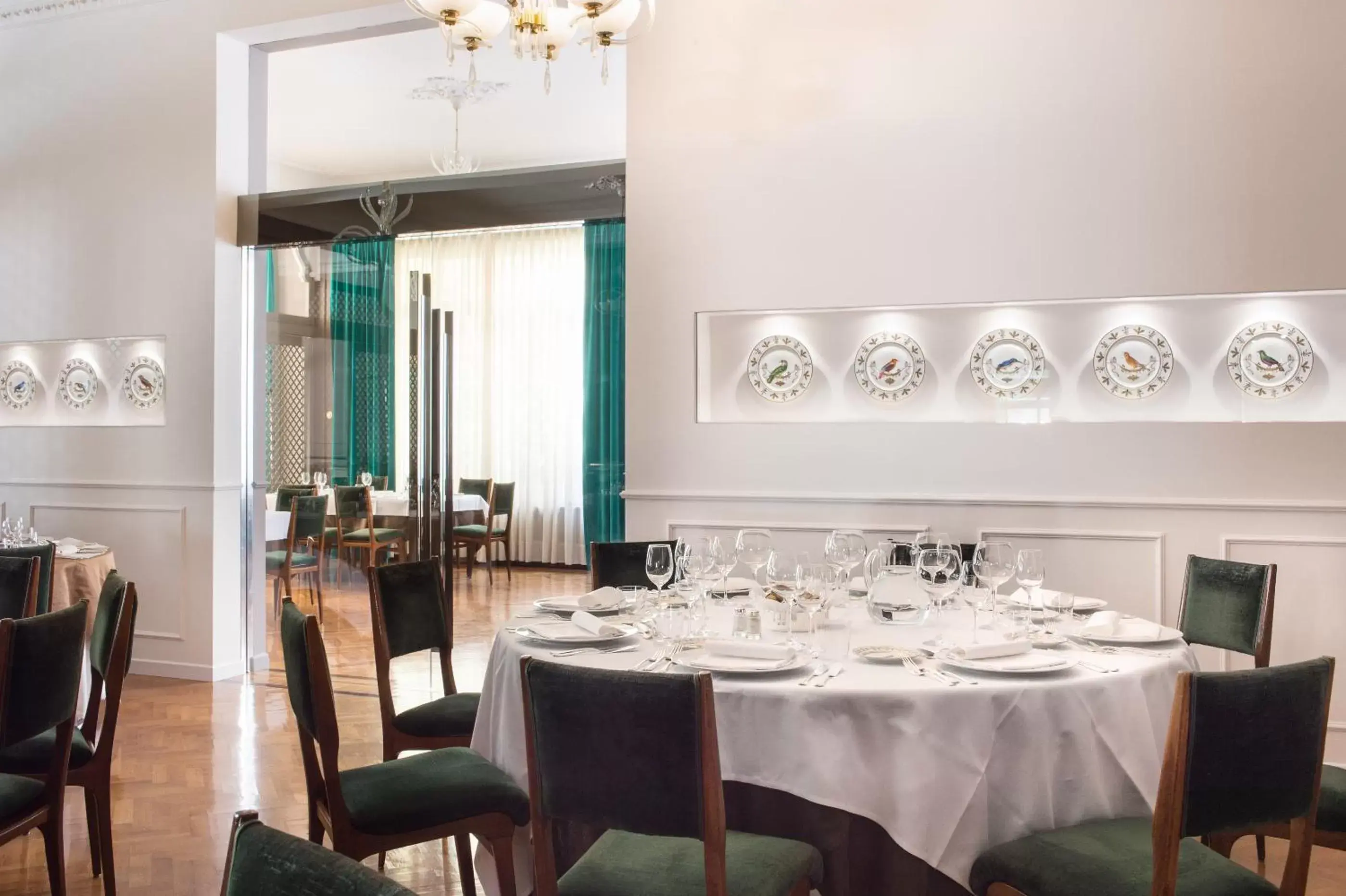 Restaurant/Places to Eat in Hotel Francia E Quirinale