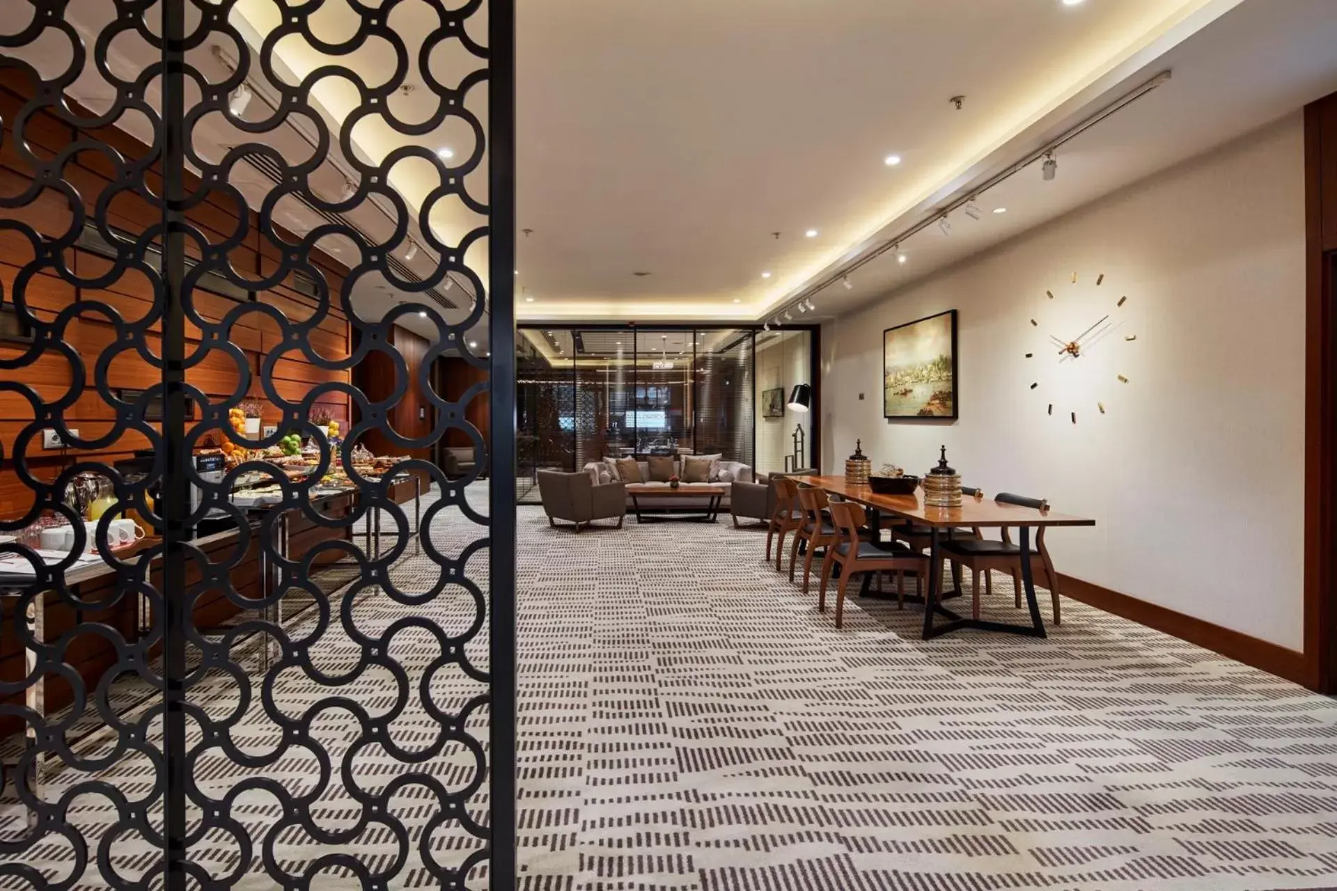 Restaurant/Places to Eat in Mövenpick Istanbul Hotel Golden Horn