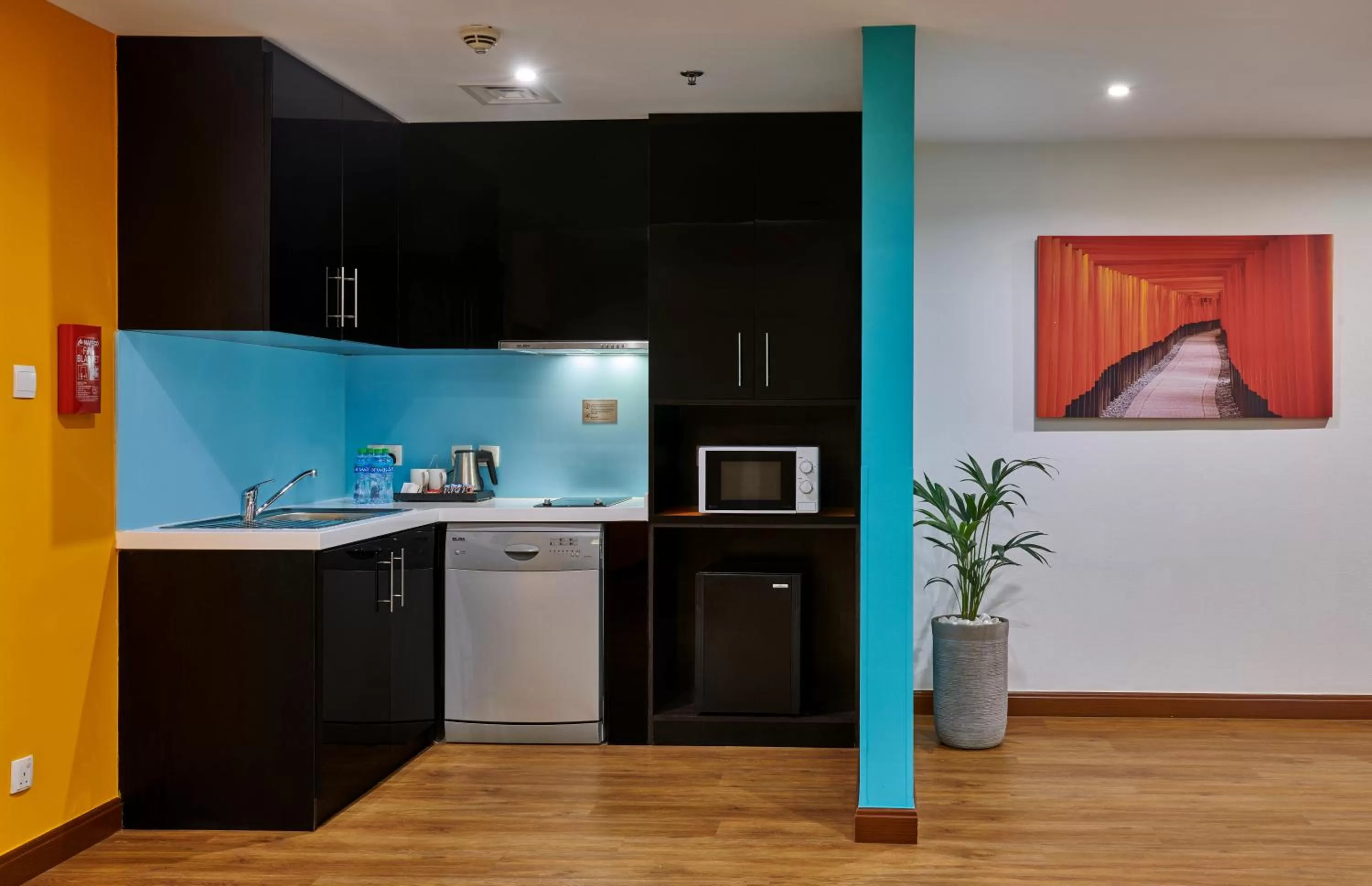 Kitchen or kitchenette in Ramada Hotel, Suites and Apartments by Wyndham Dubai JBR