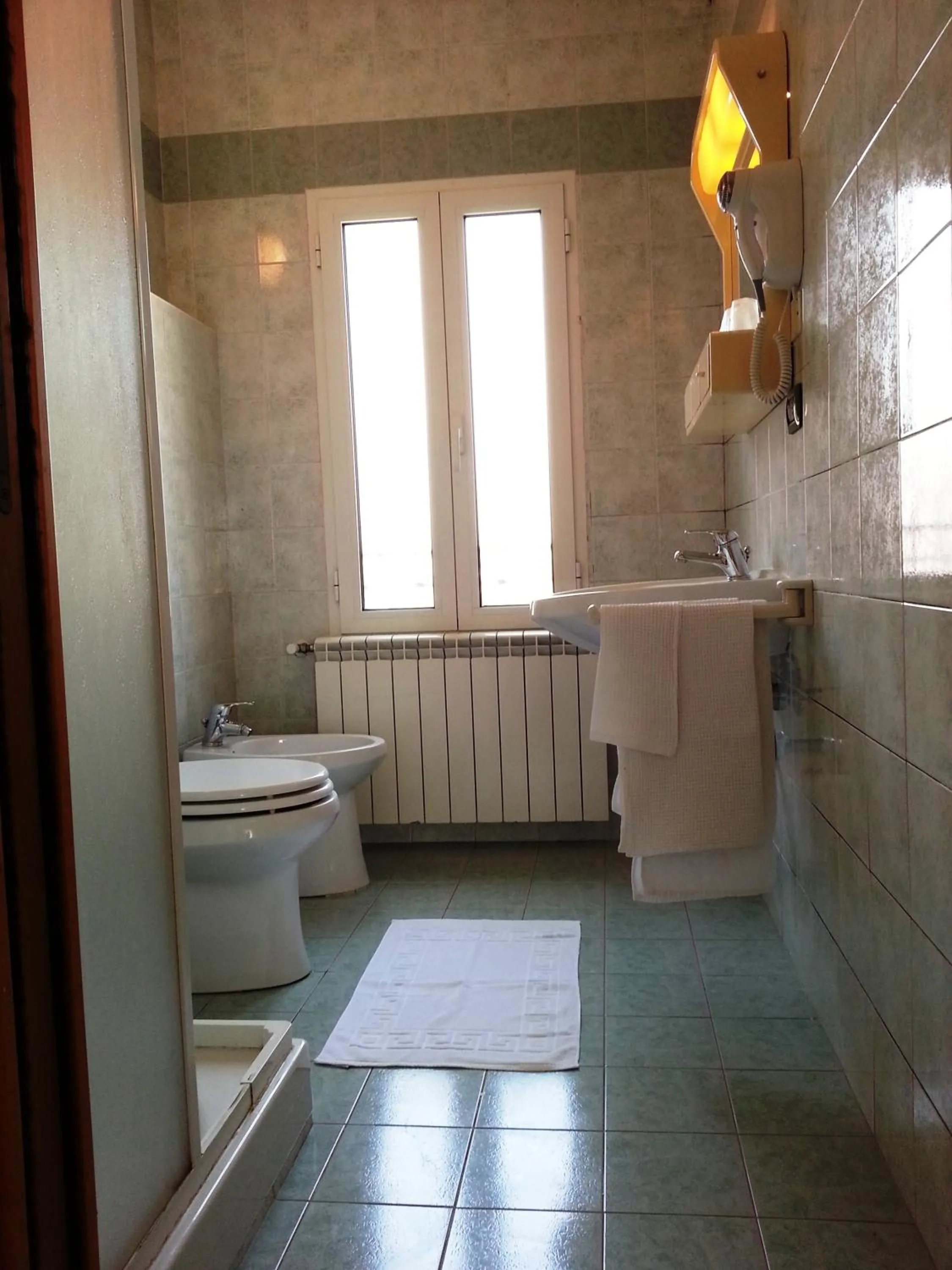 Bathroom in Hotel Clodia