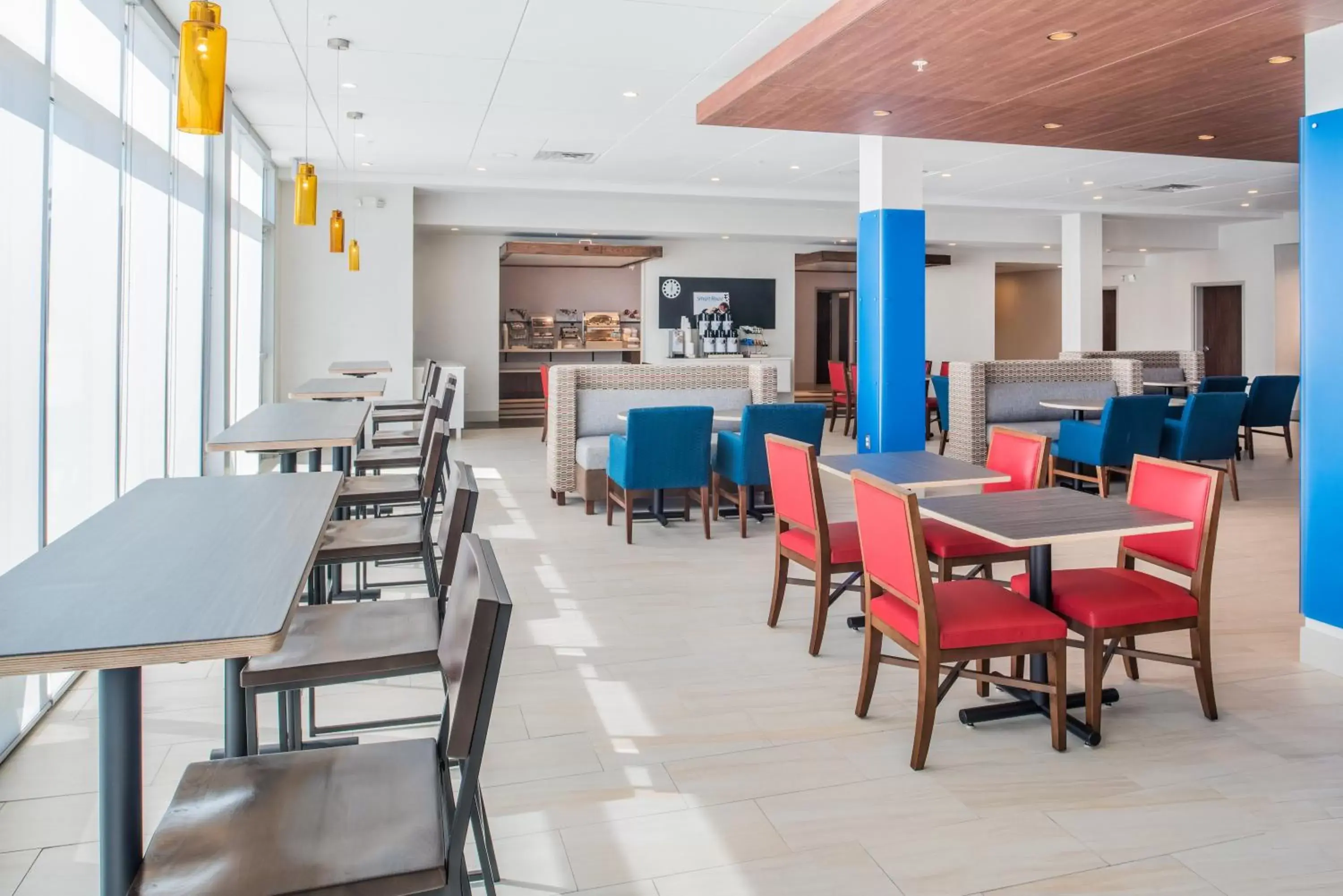 Breakfast, Restaurant/Places to Eat in Holiday Inn Express & Suites Ruston, an IHG Hotel