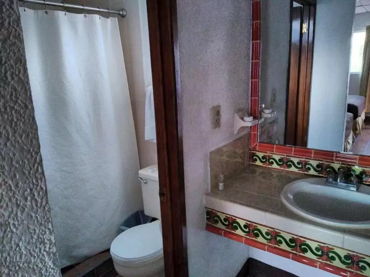 Bathroom in Hotel Las Palmas