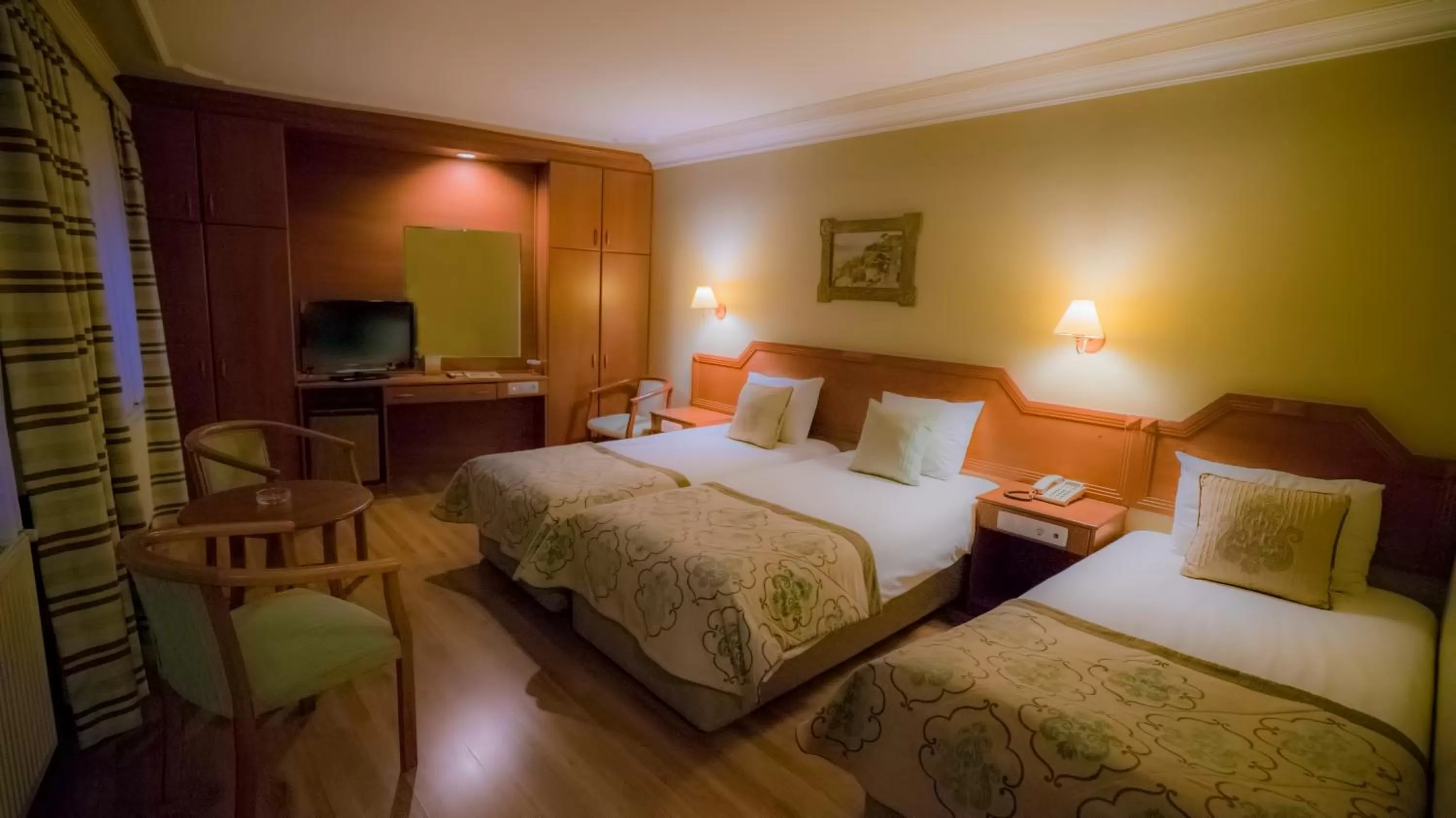 Photo of the whole room, Bed in Boyuguzel Termal Hotel