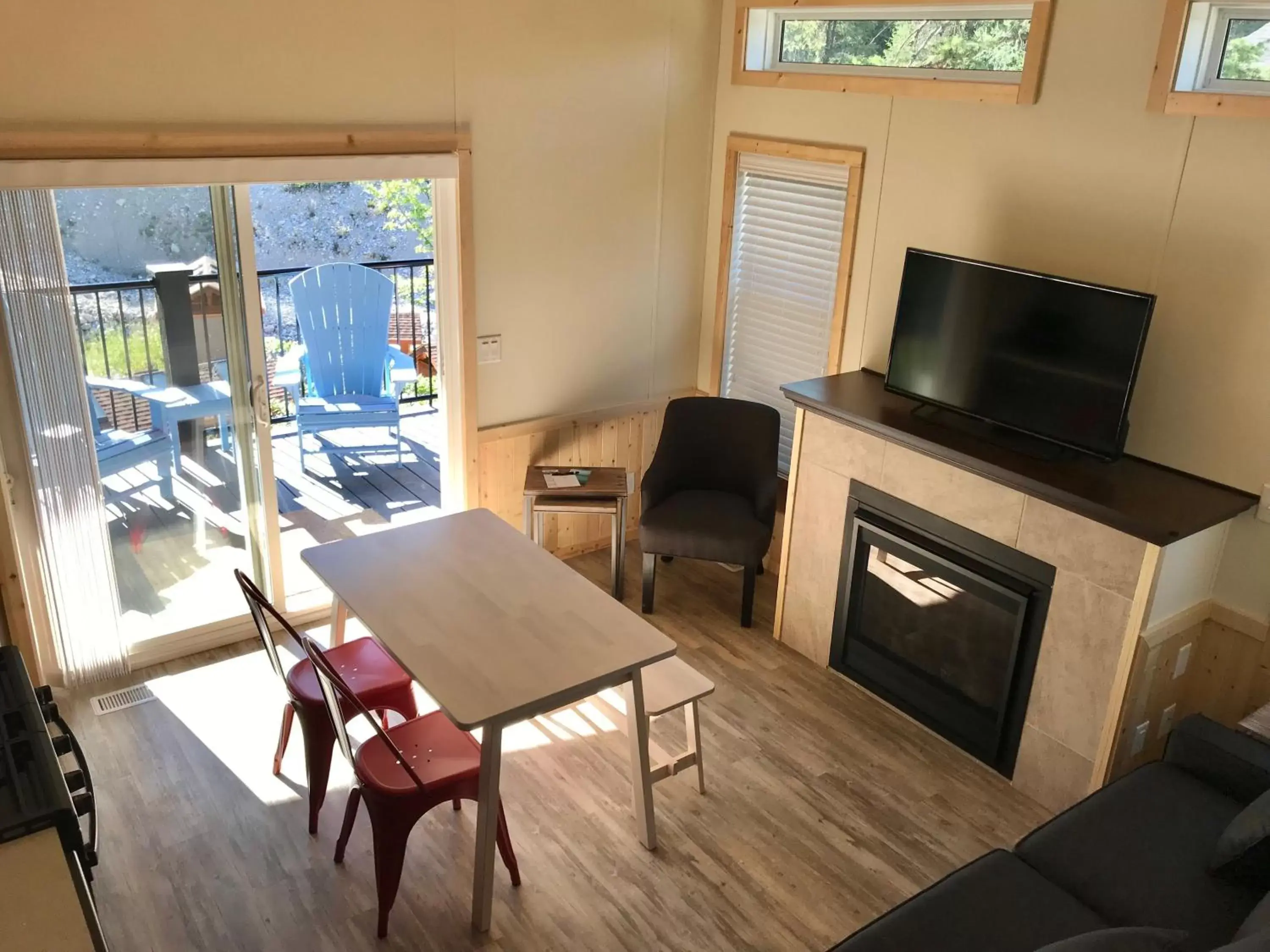 View (from property/room), Seating Area in Fairmont Hot Springs Resort