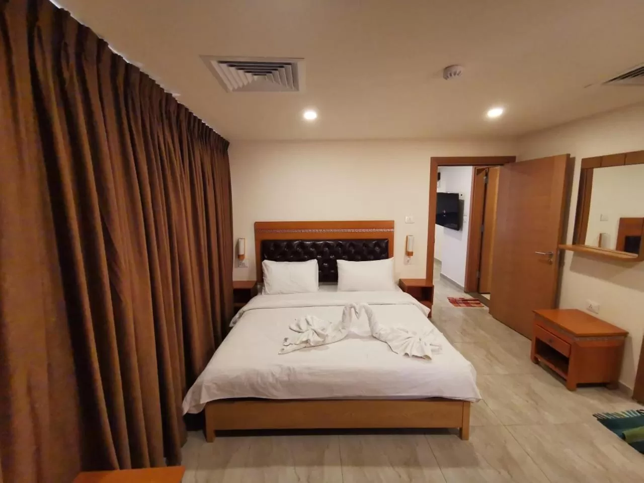 Bedroom, Bed in Jawharet Alswefiah Hotel Suites