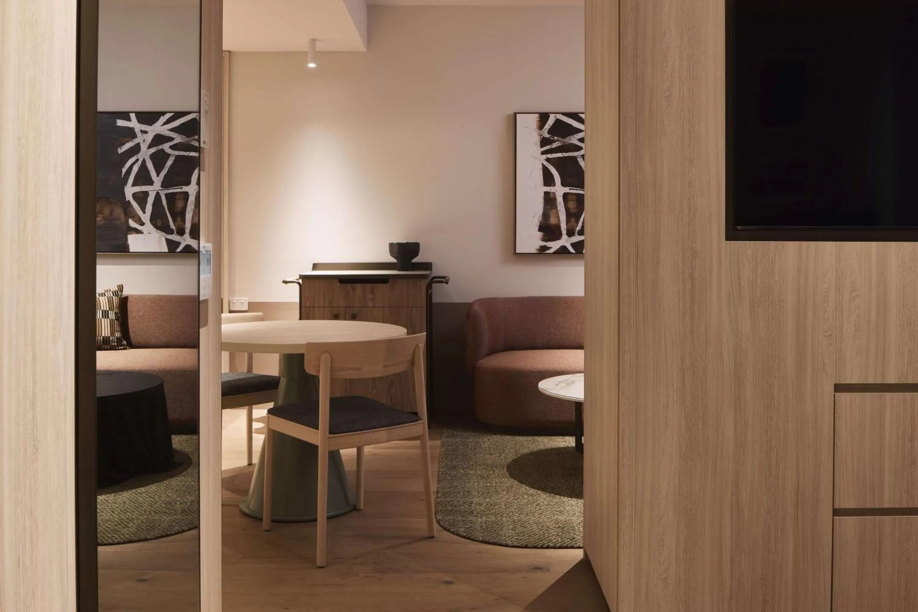 Bedroom in Rydges Melbourne