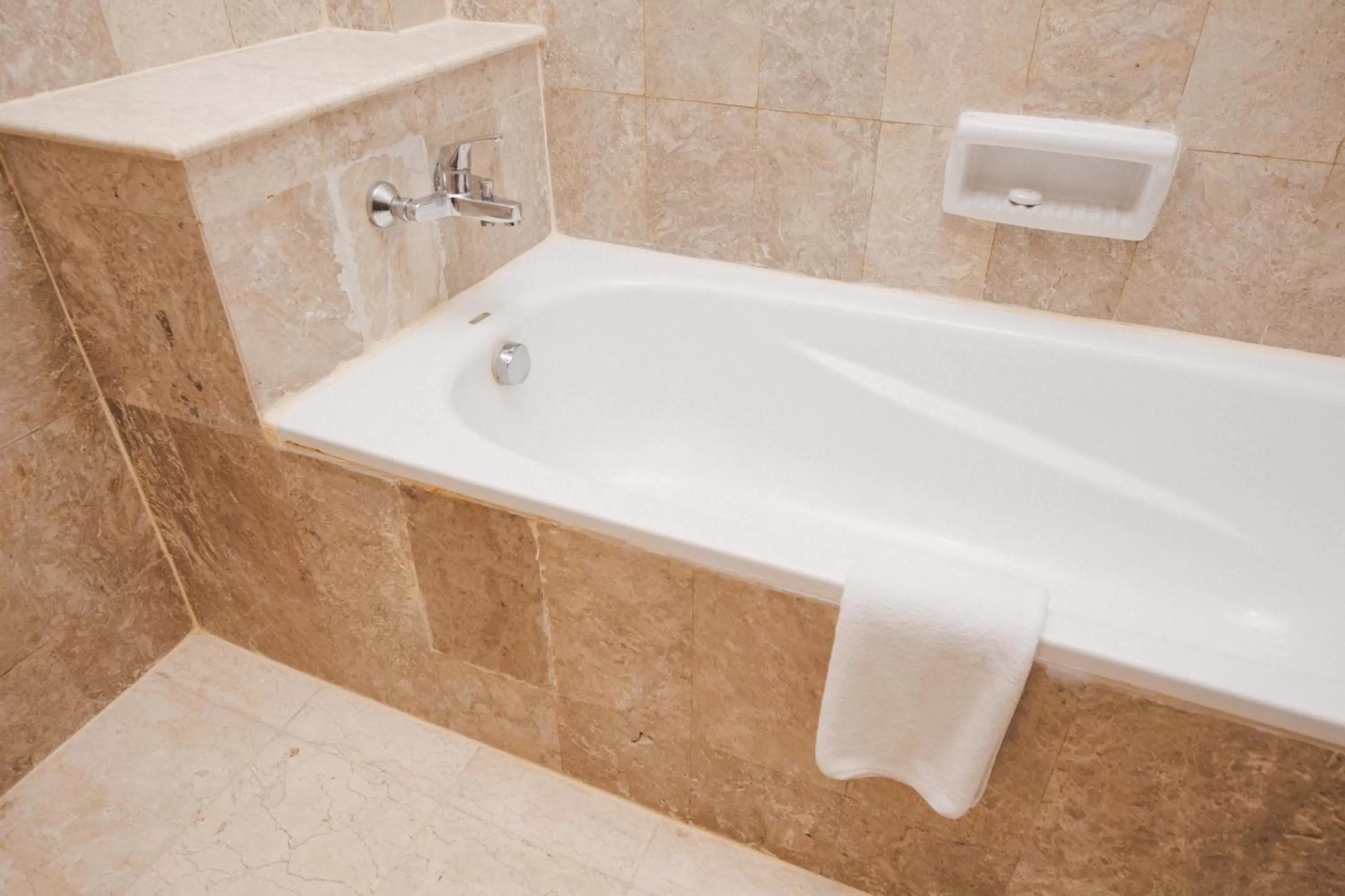 Bathroom in Hotel Kumala Pantai