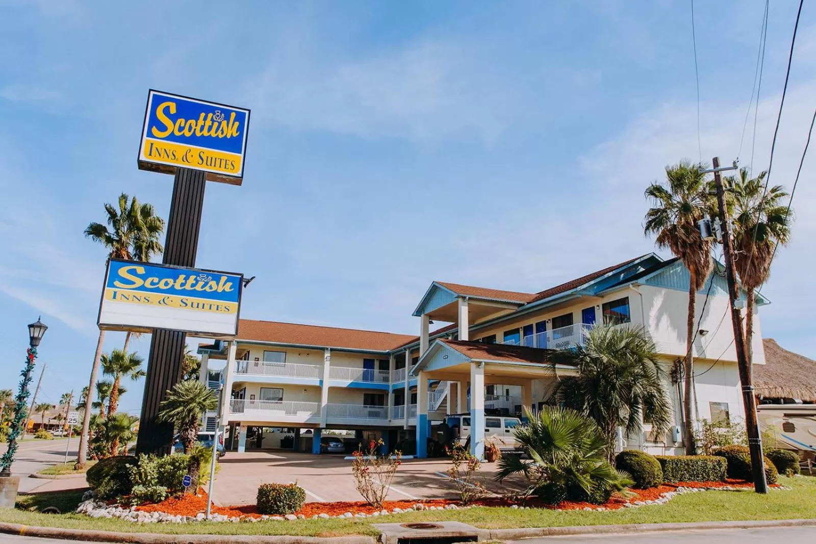 Property building in Scottish Inn & Suites - Kemah Boardwalk