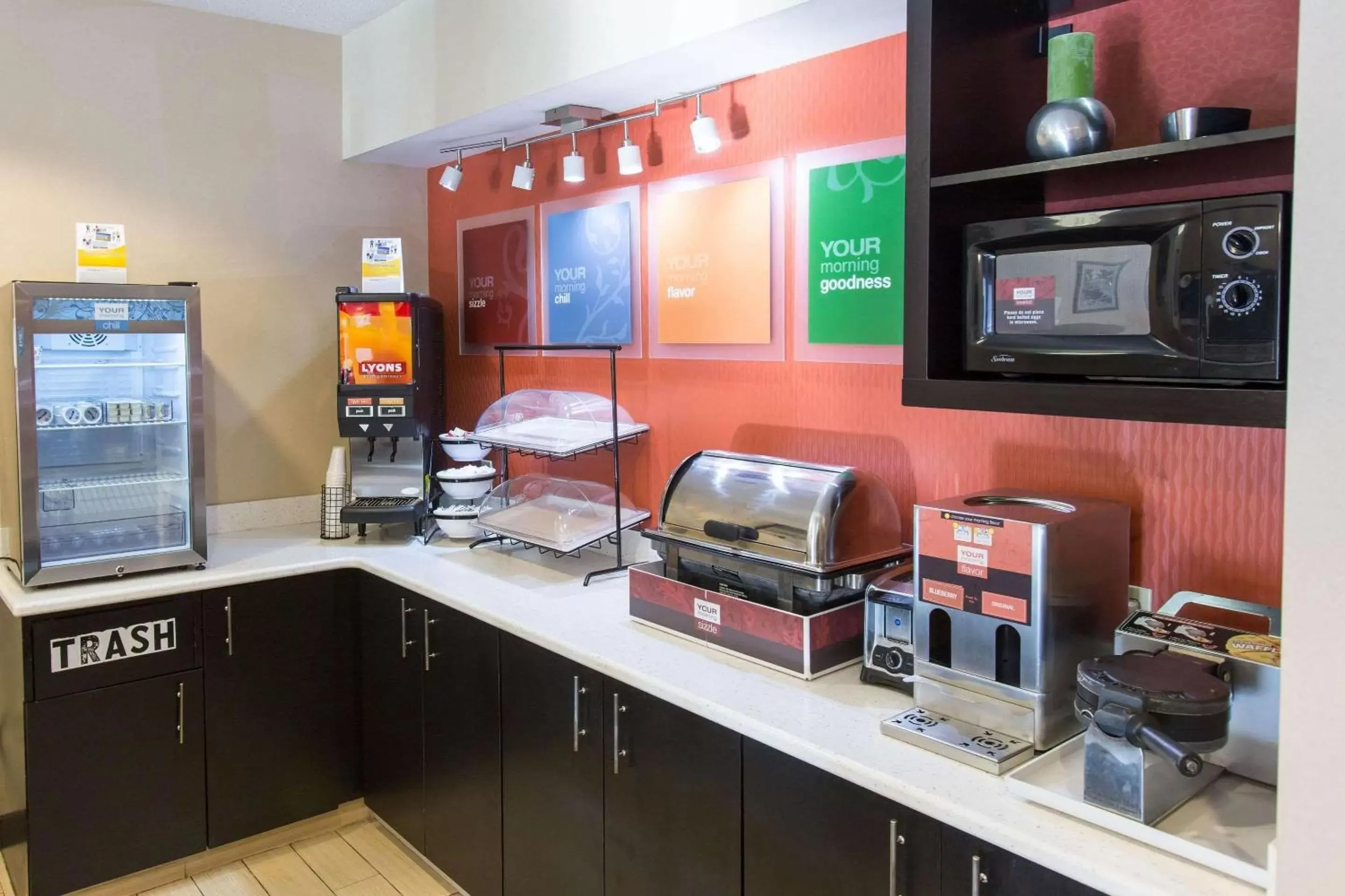 Restaurant/places to eat in Comfort Inn Pittsburgh Crafton Restaurant/places to eat in Comfort Inn Pittsburgh Crafton