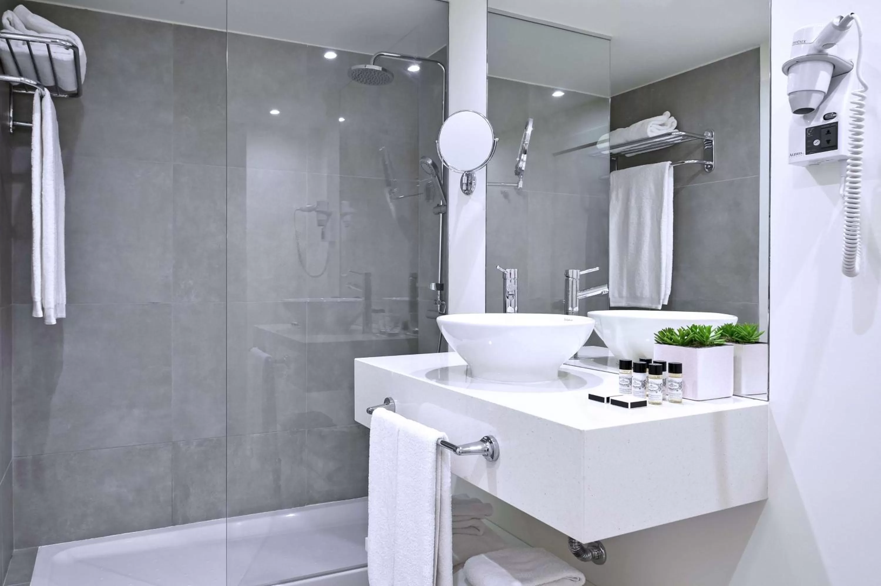 Standard Double or Twin Room in Tivoli Coimbra Hotel