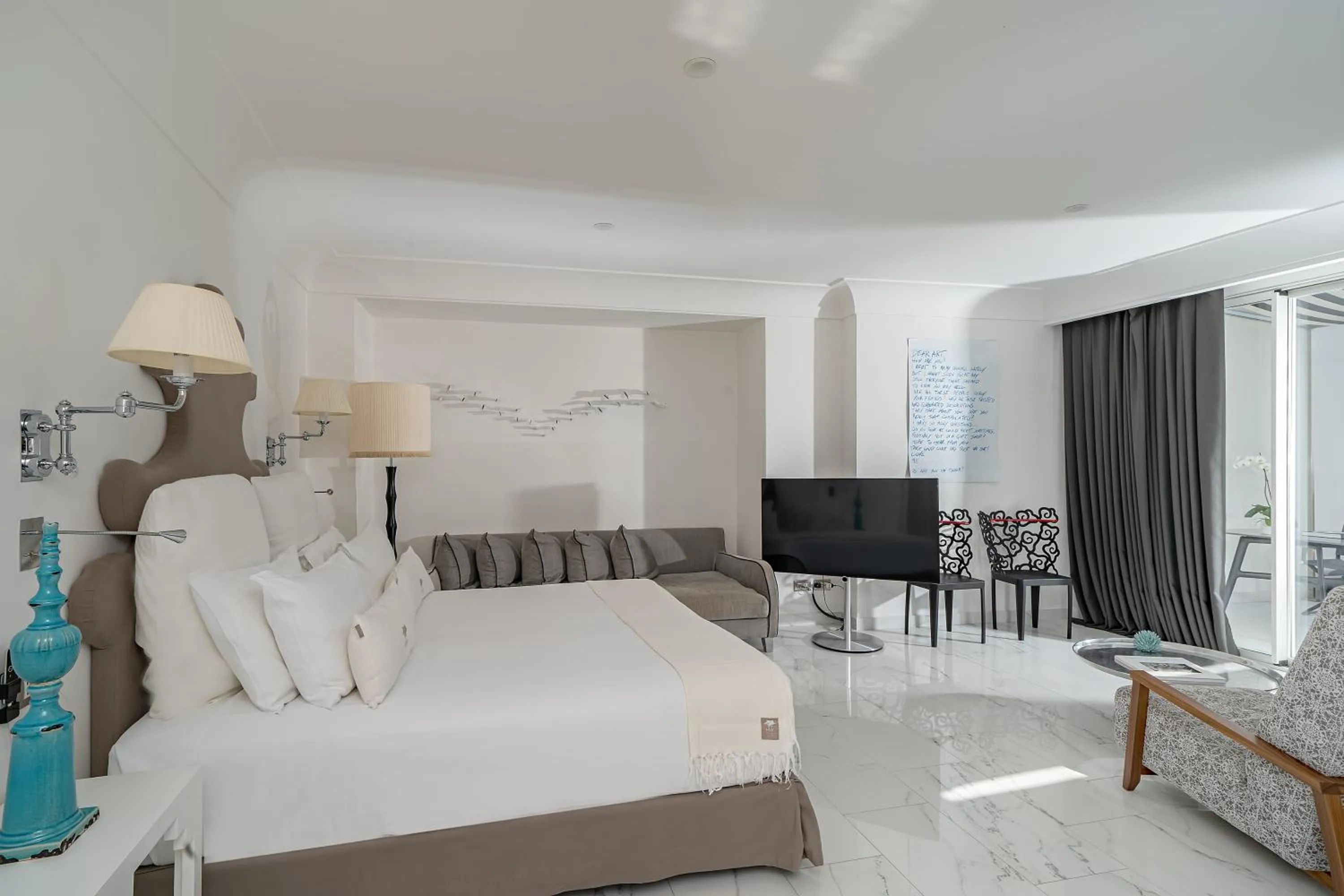 Photo of the whole room, Bed in Hotel Villa Franca