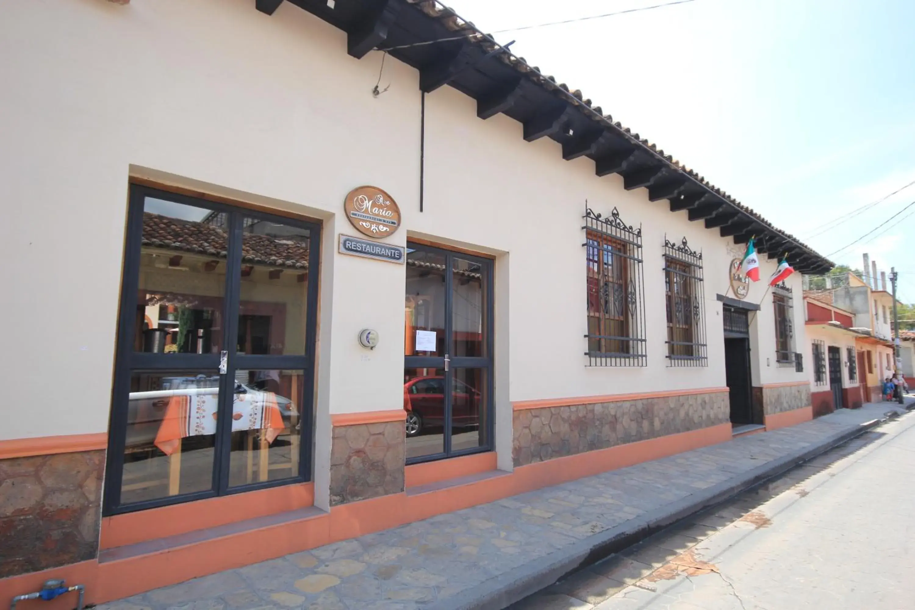 Facade/entrance in Hotel La Casa de Mamá