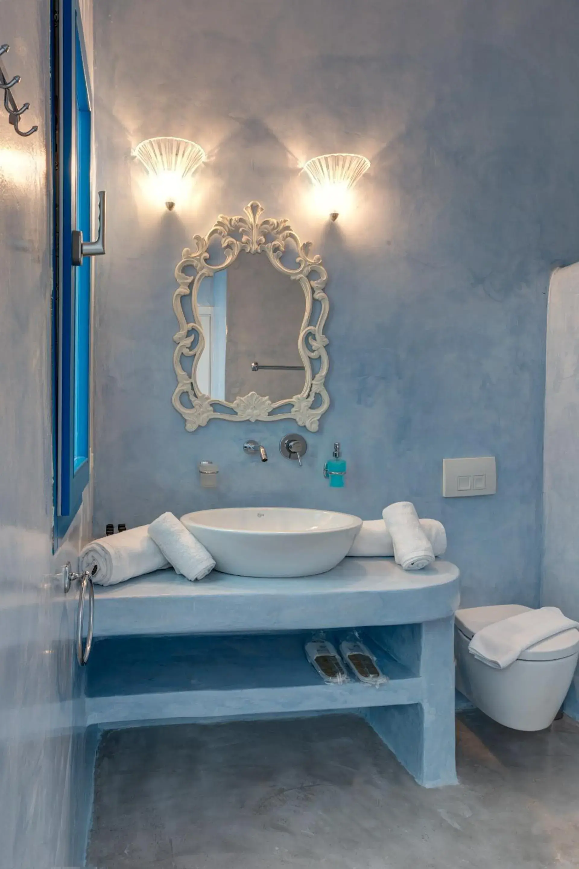 Toilet, Bathroom in Desiterra Resort