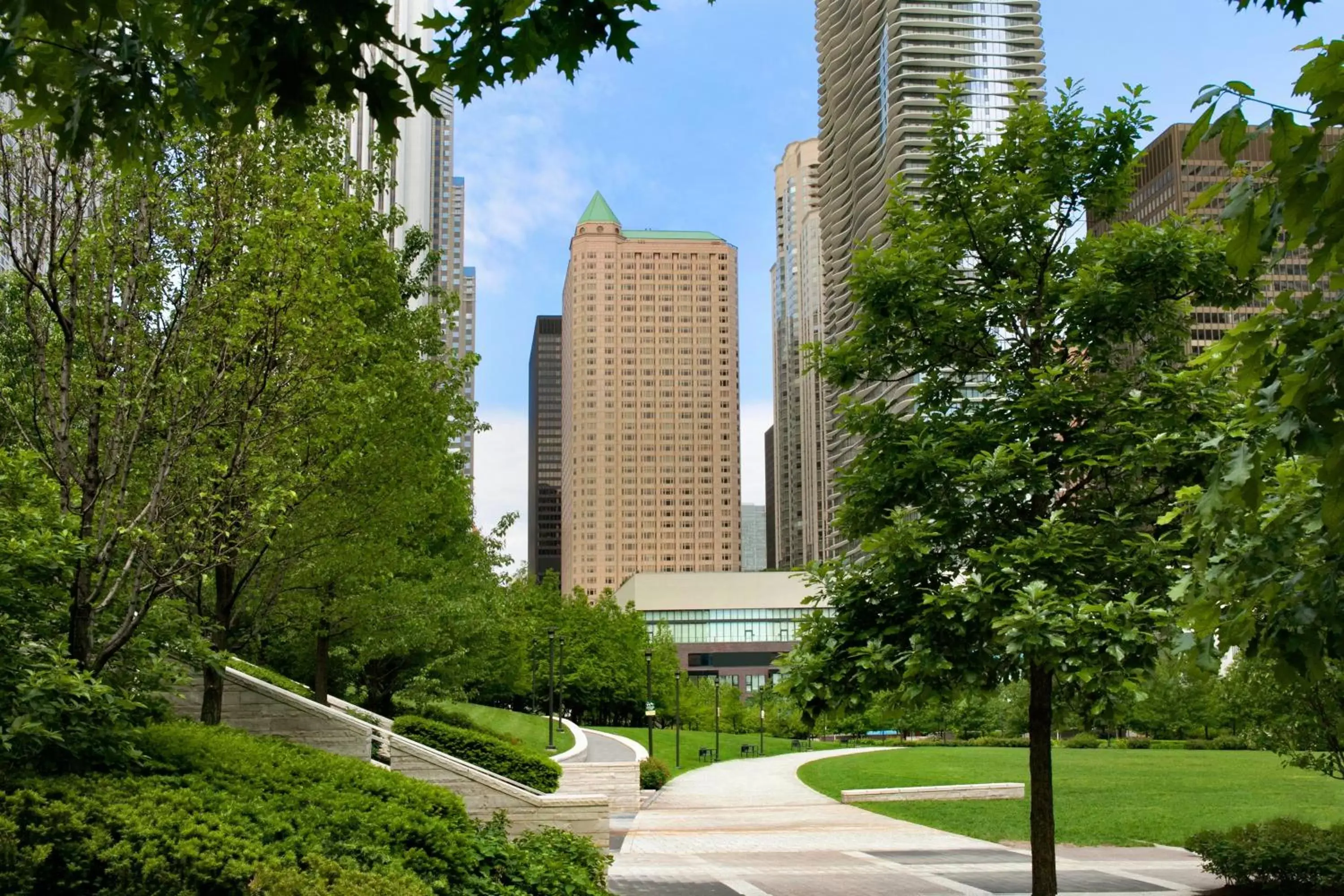 Property Building in Fairmont Chicago Millennium Park